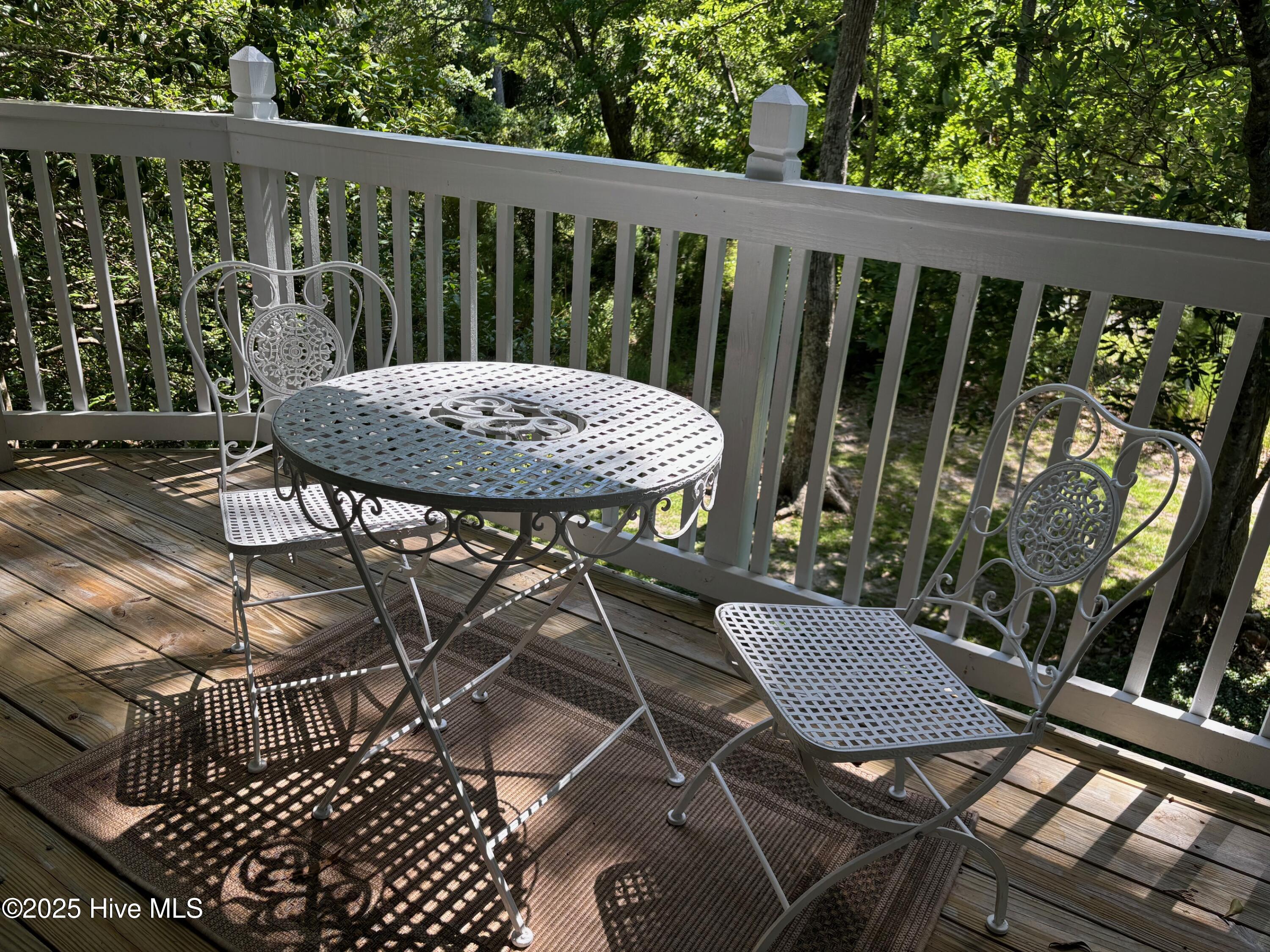 100542015 | Photo 12