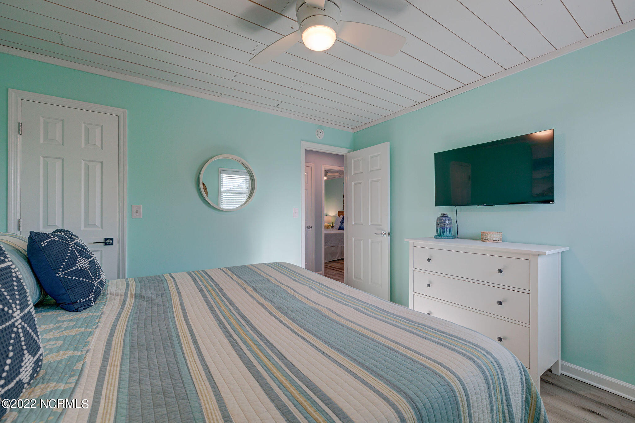 100542214 | Photo 20