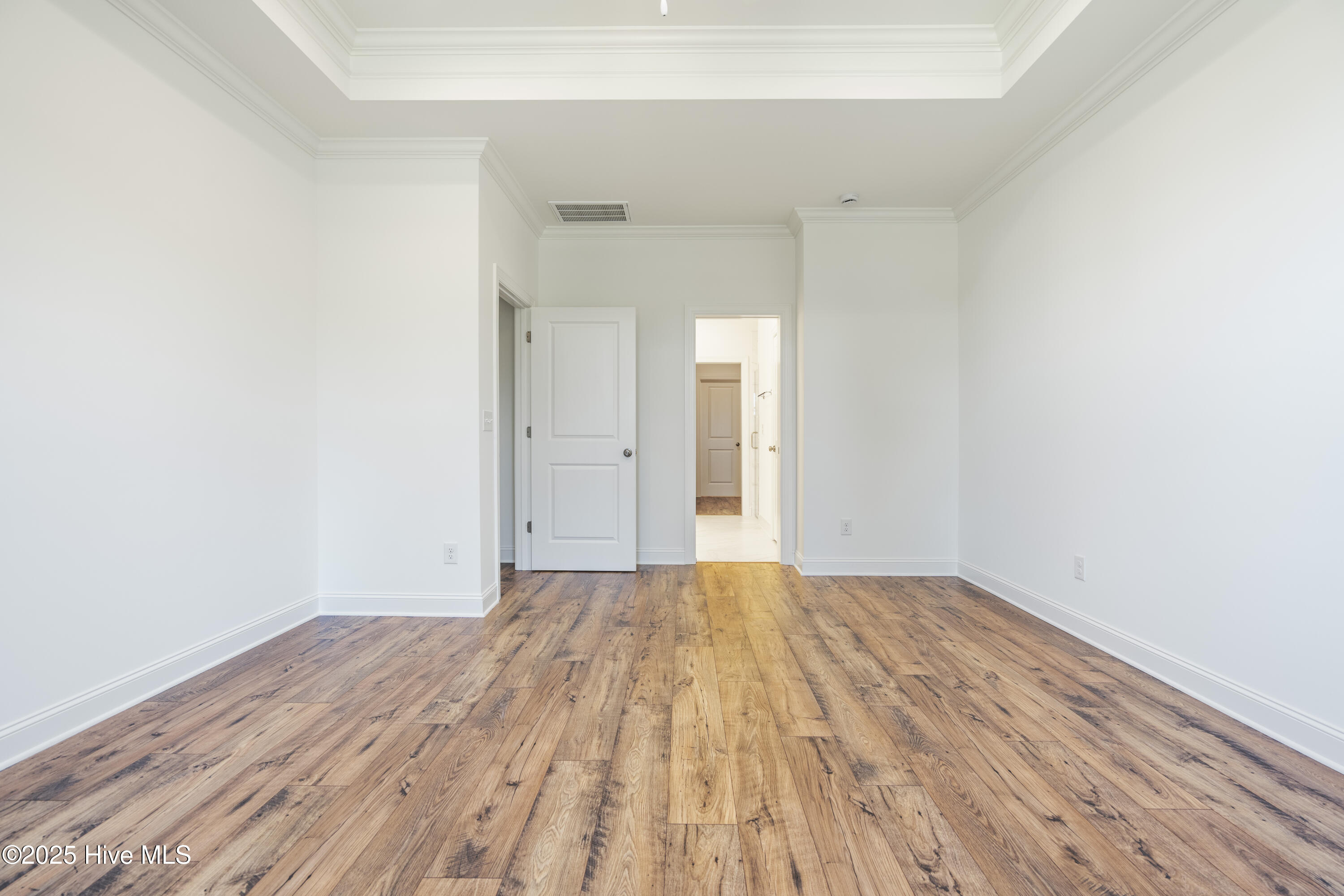 100522152 | Photo 20