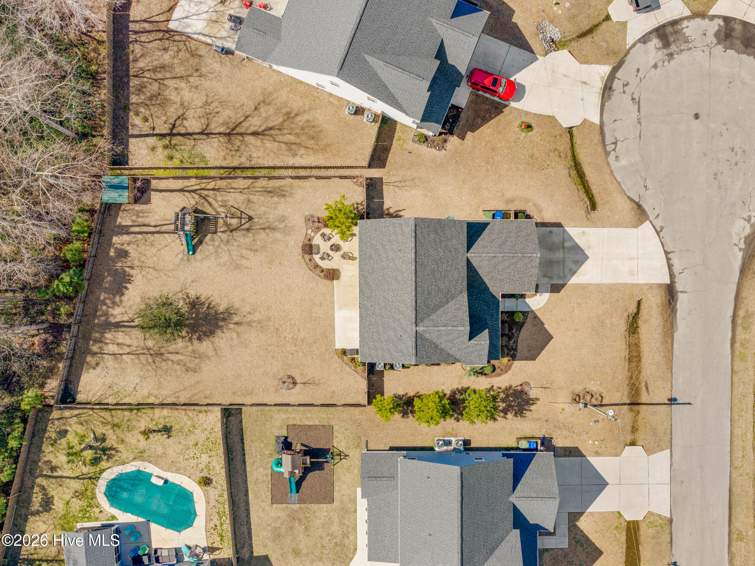 100557695 | Photo 61