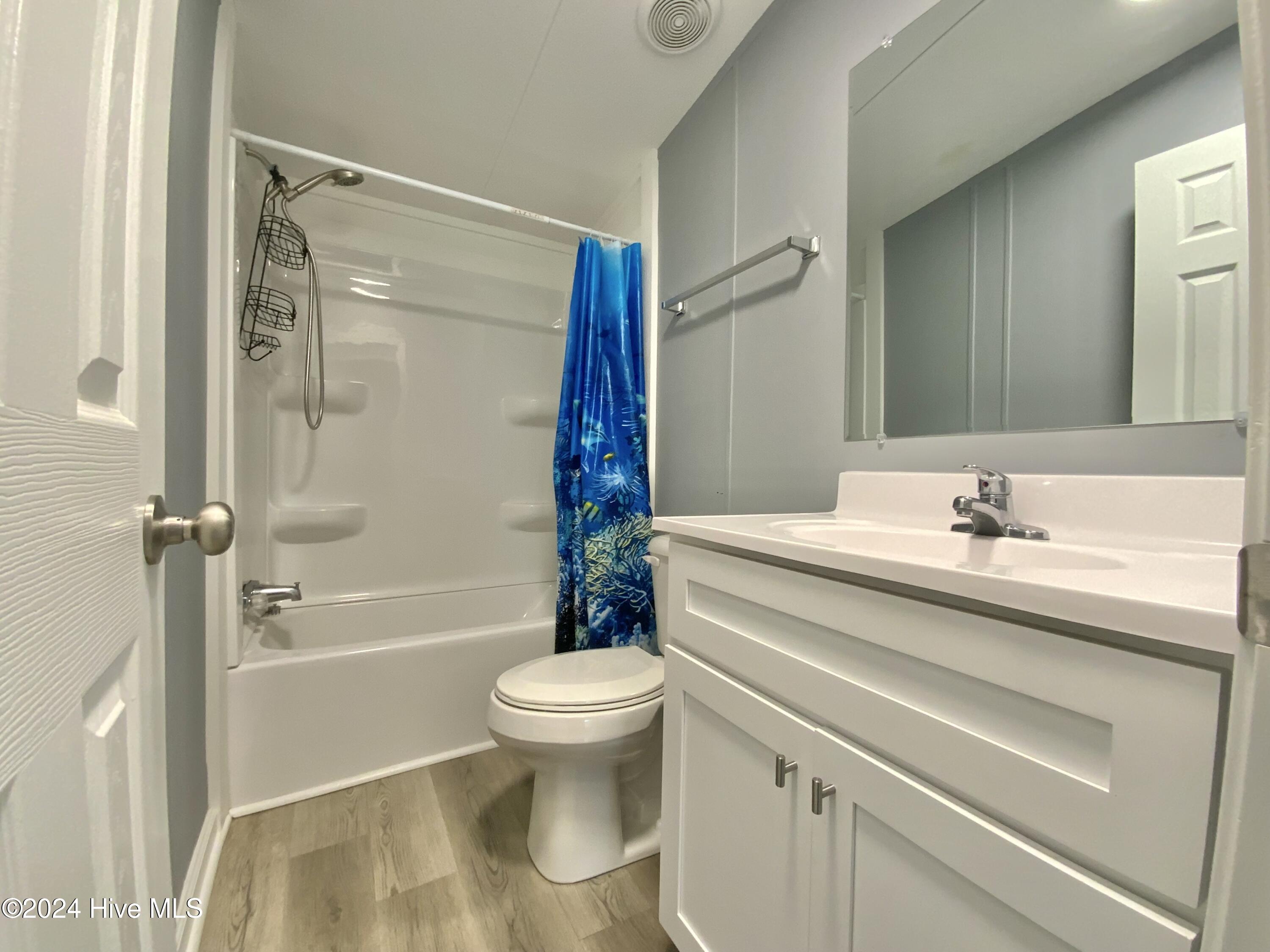 100476706 | Photo 14