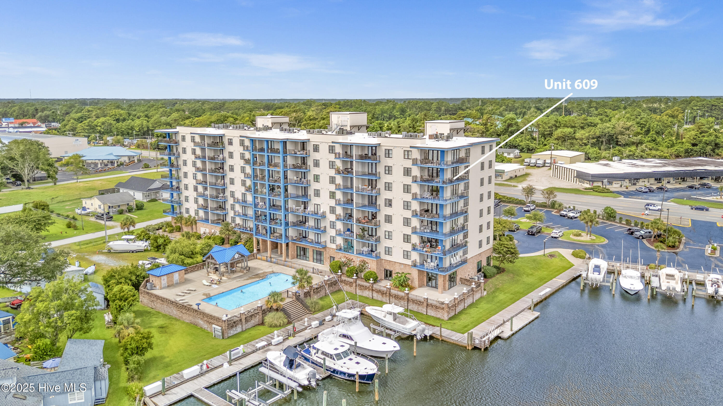 4425 Arendell Street 609,Morehead City