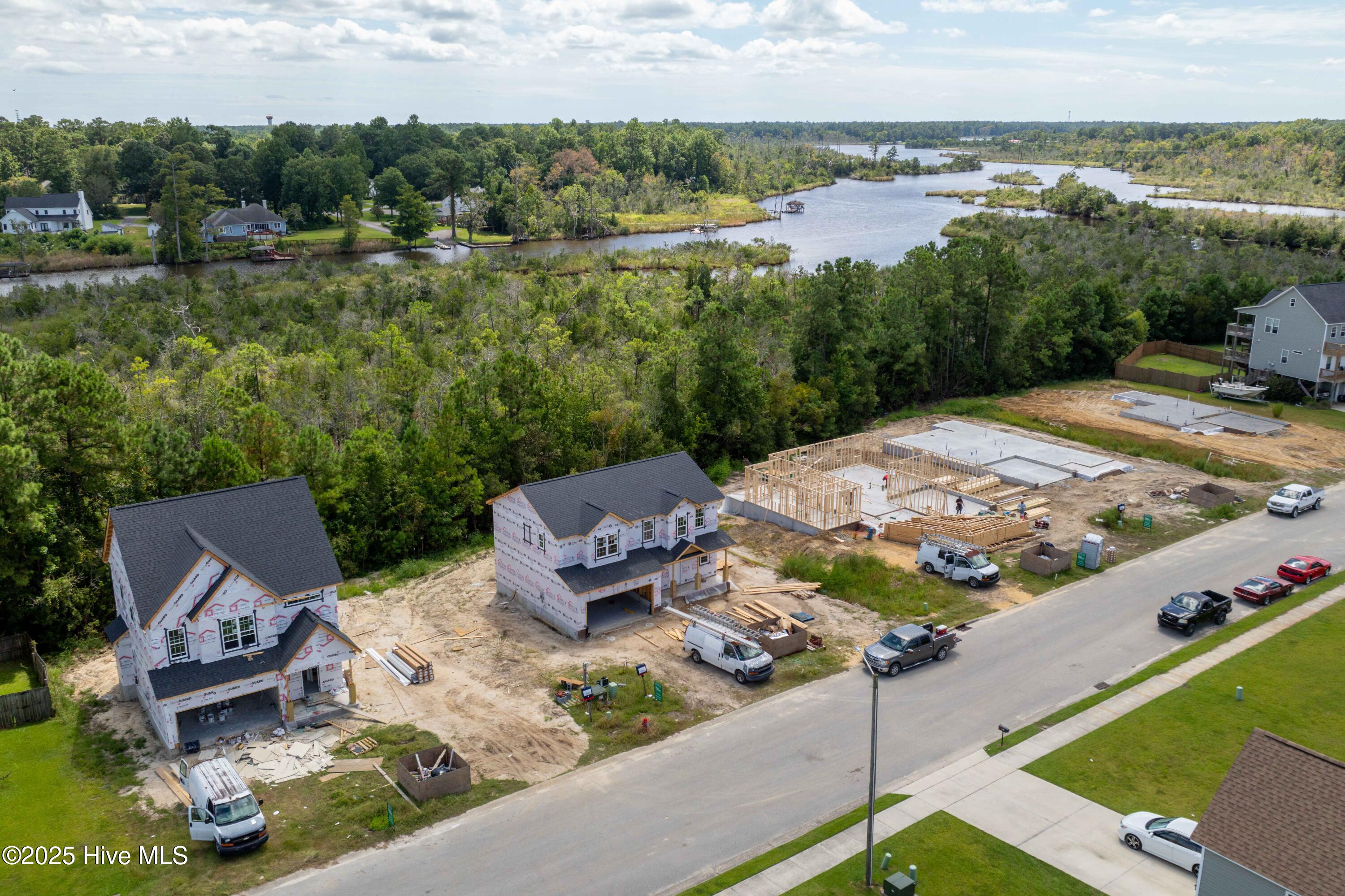 100526868 | Photo 45