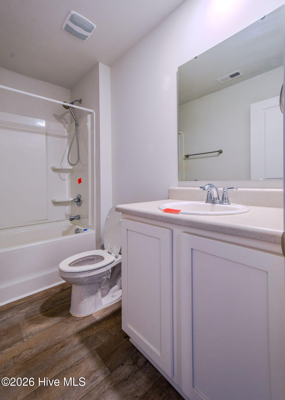 100552347 | Photo 19