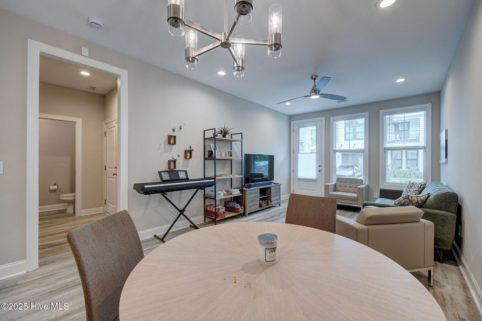 1907 Seacottage Way, Wilmington, NC 28403 – photo 12: 1907SeacottageWay(19)