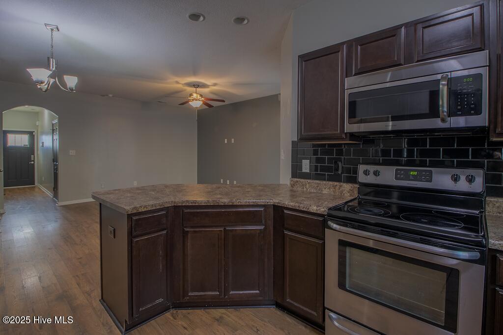 100545808 | Photo 17