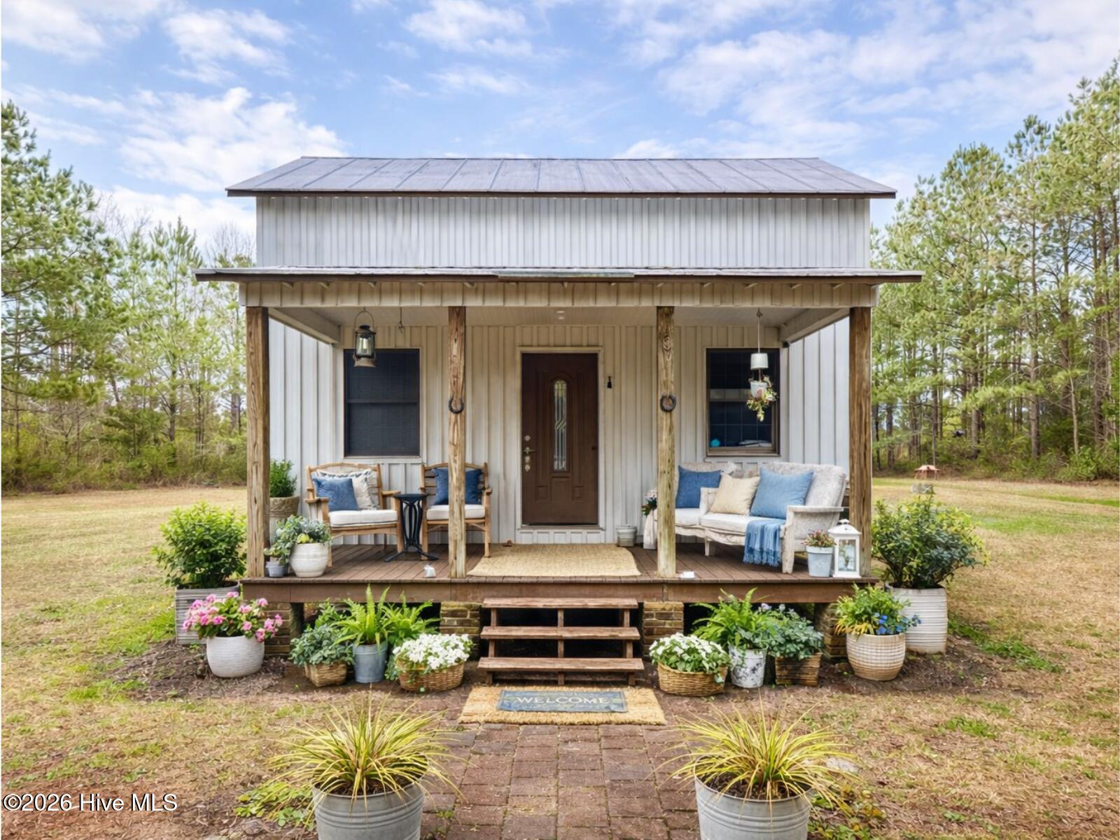687 Alligator Creek Road,Merritt