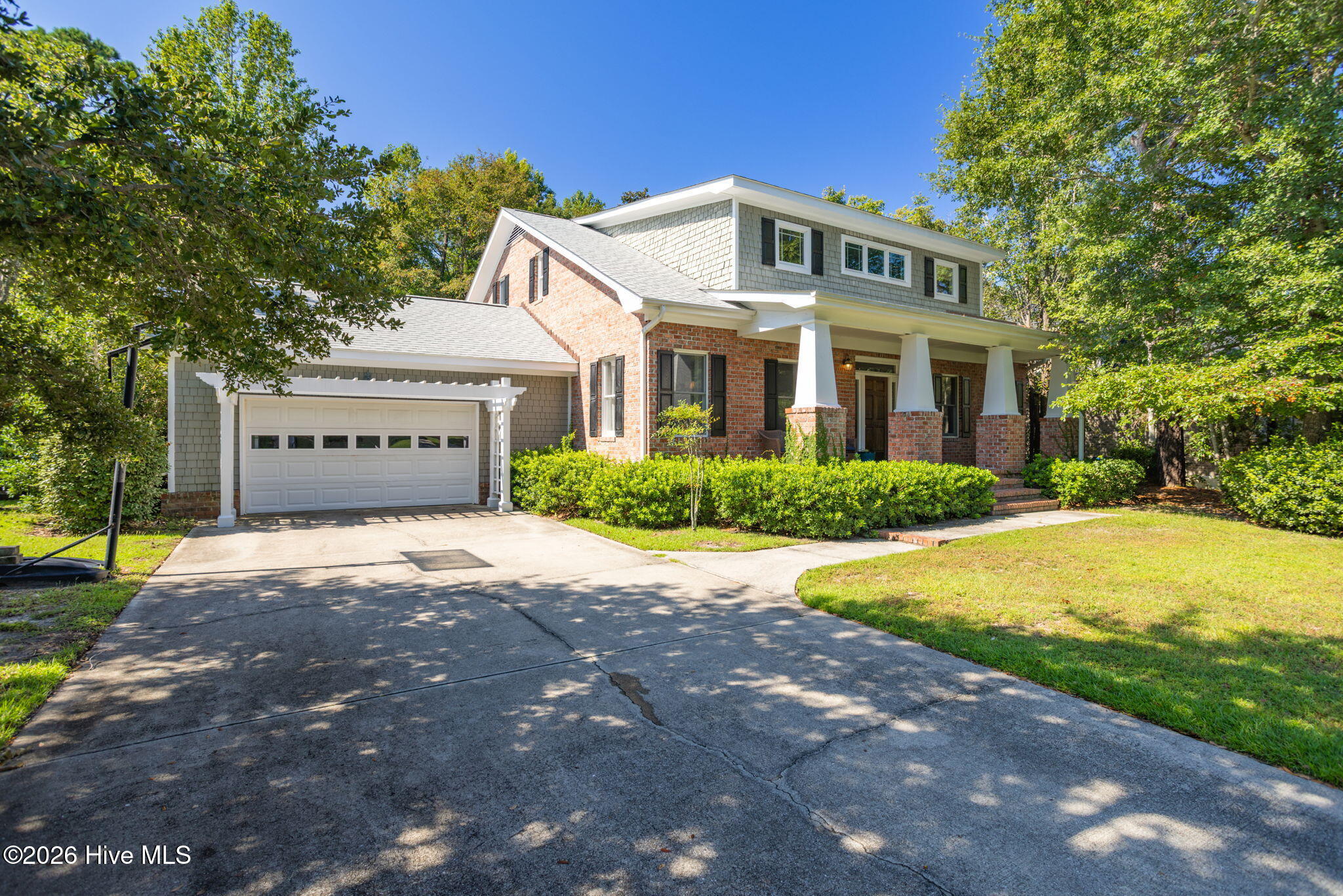 8117 Mason Ridge Lane — listing photograph 2
