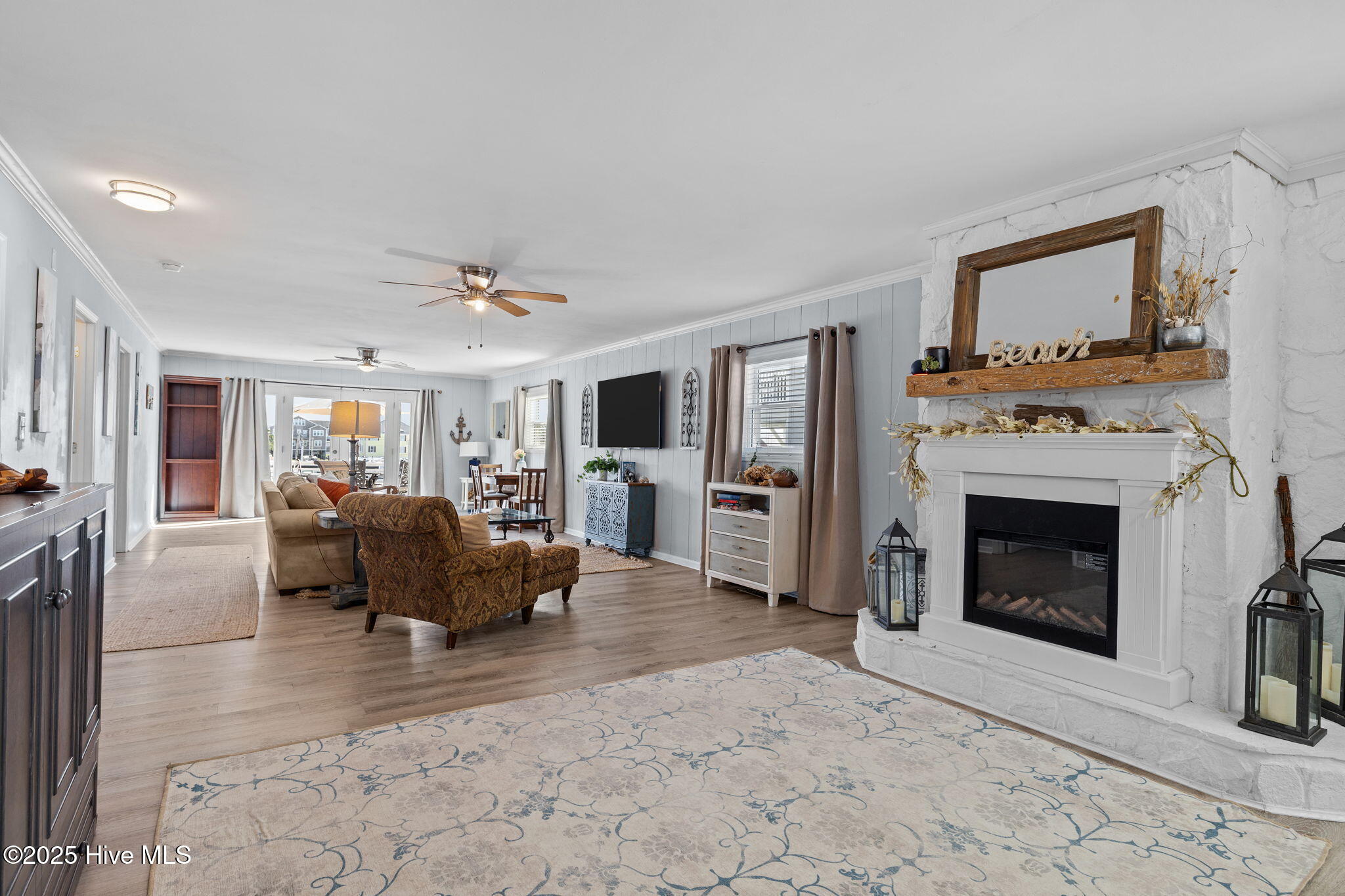 205 Barefoot Lane, Atlantic Beach, NC, 28512