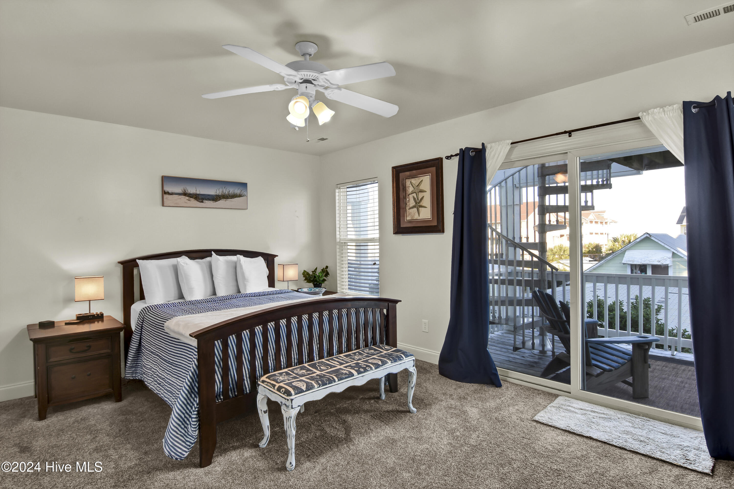 100475790 | Photo 22