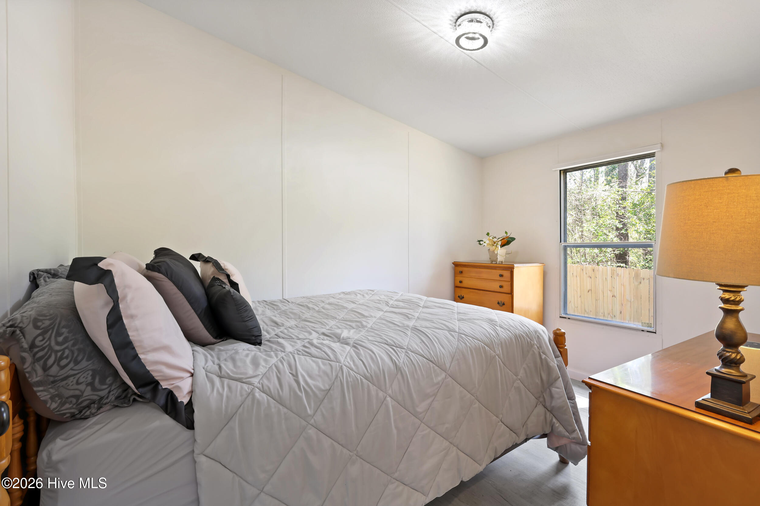 100564422 | Photo 16