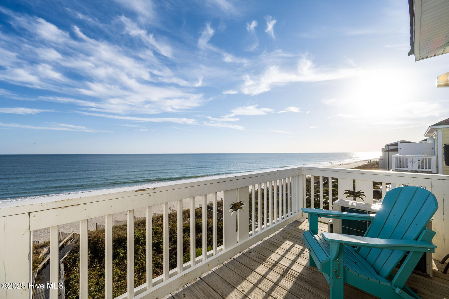 100537355 | Photo 64