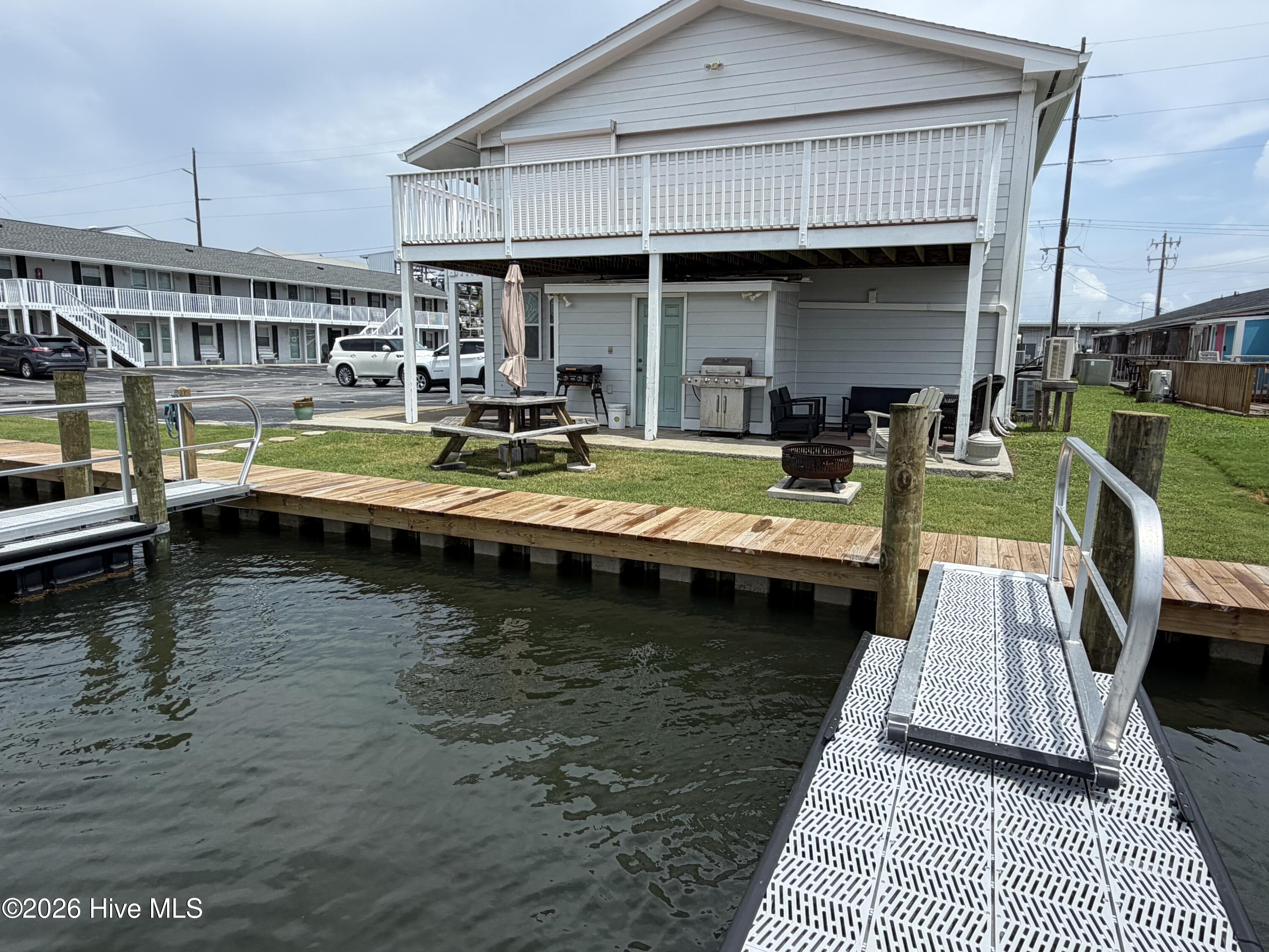 Exterior photo of 127 Old Causeway Road 21, Atlantic Beach, NC 28512. MLS: 100590765