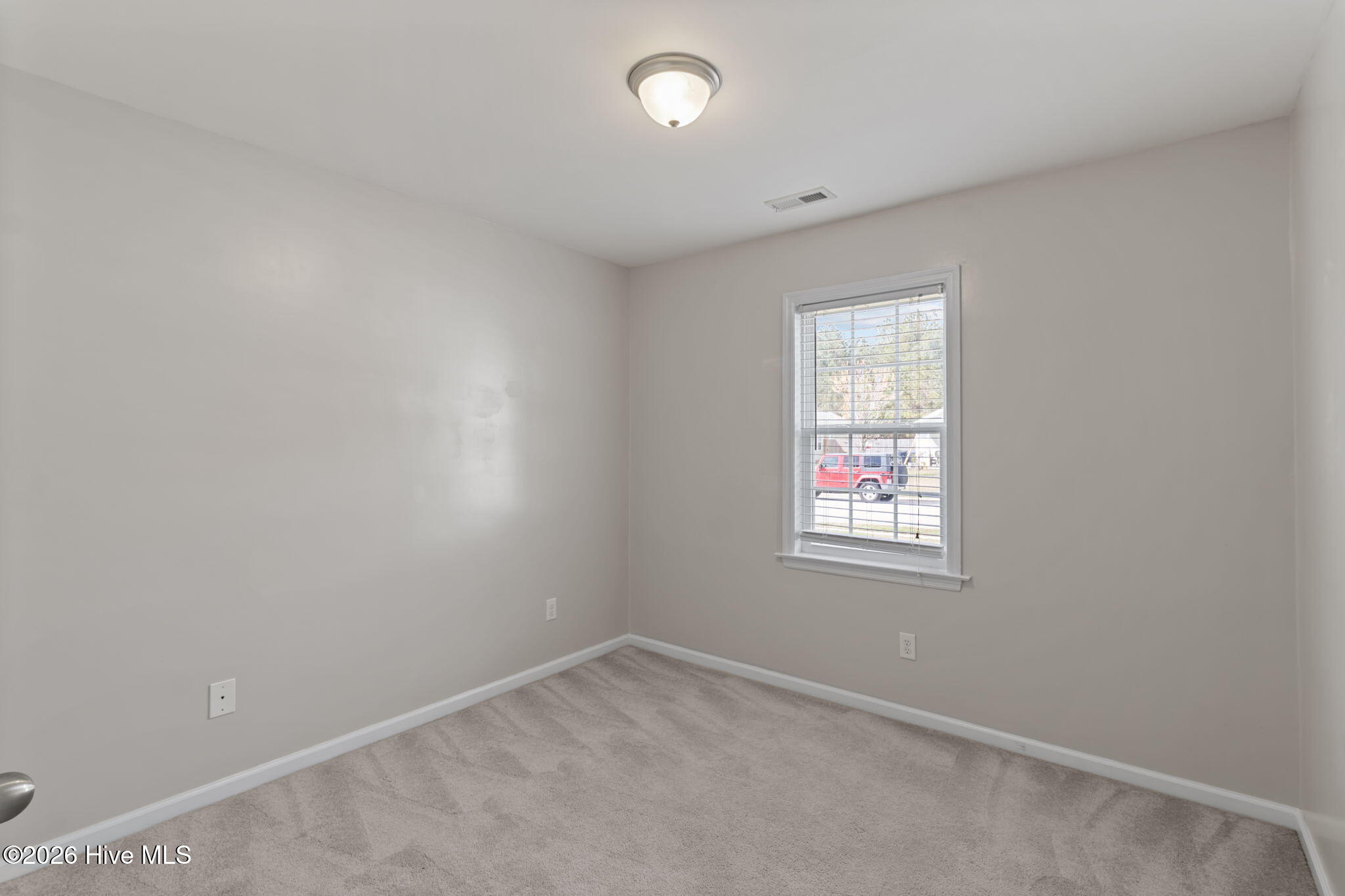 100561505 | Photo 18