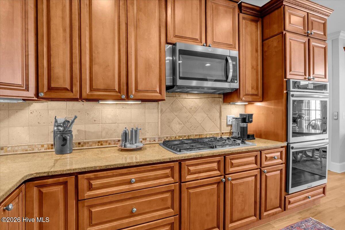 100565920 | Photo 17