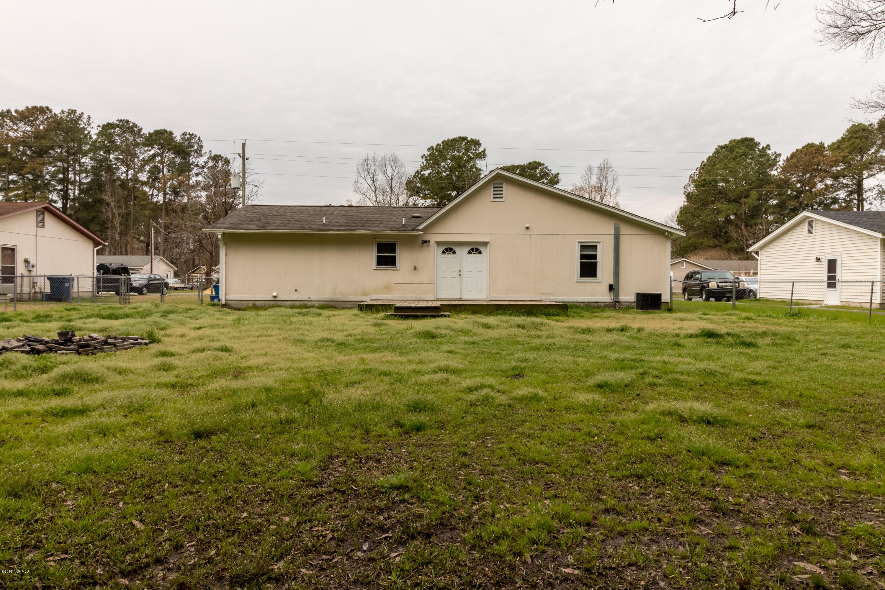 100547614 | Photo 13