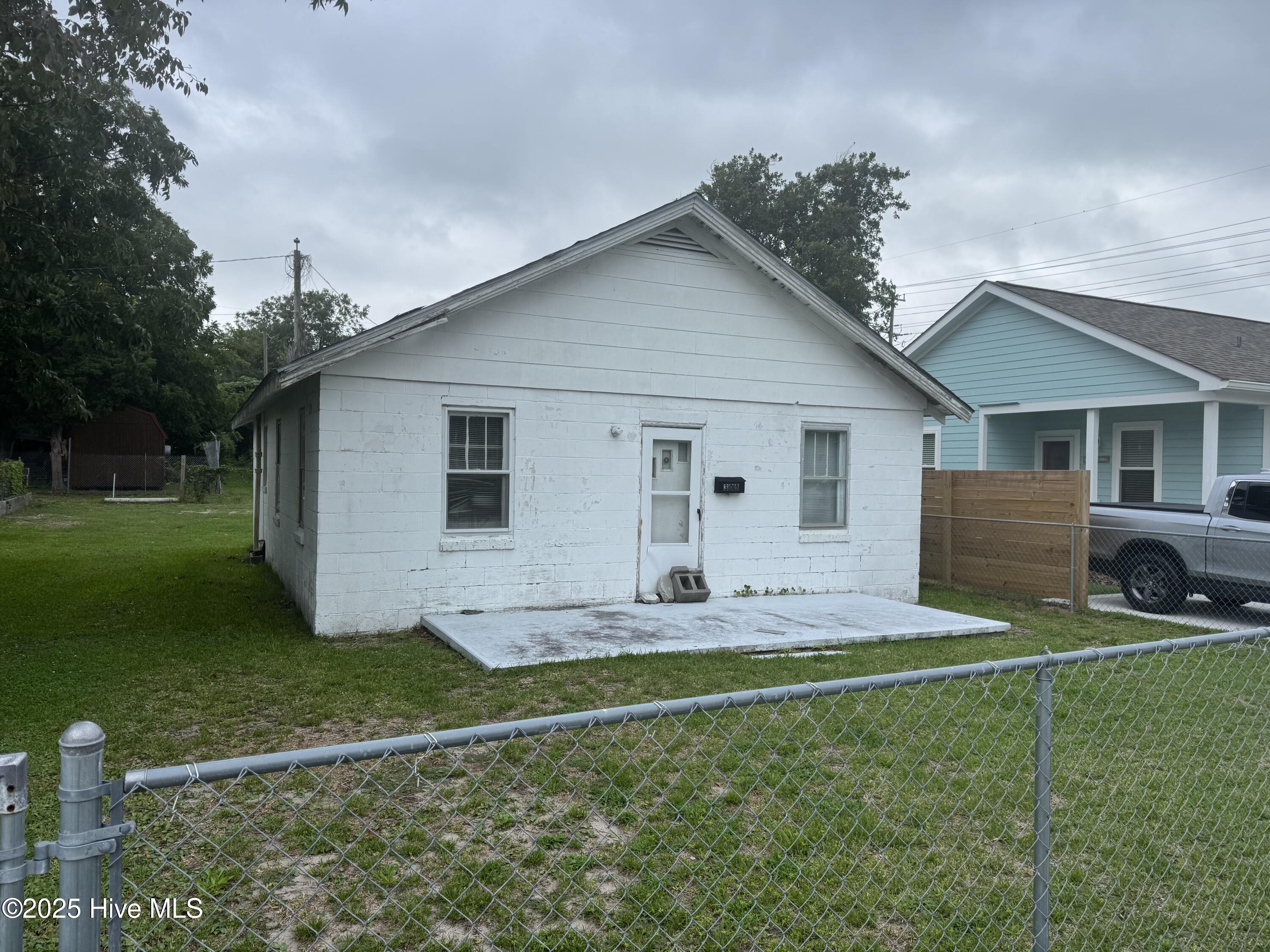 305 N 15th Street,Morehead City
