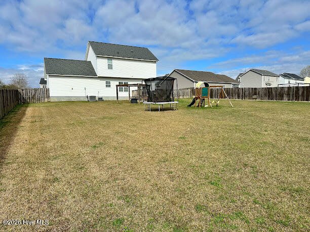 100560235 | Photo 57