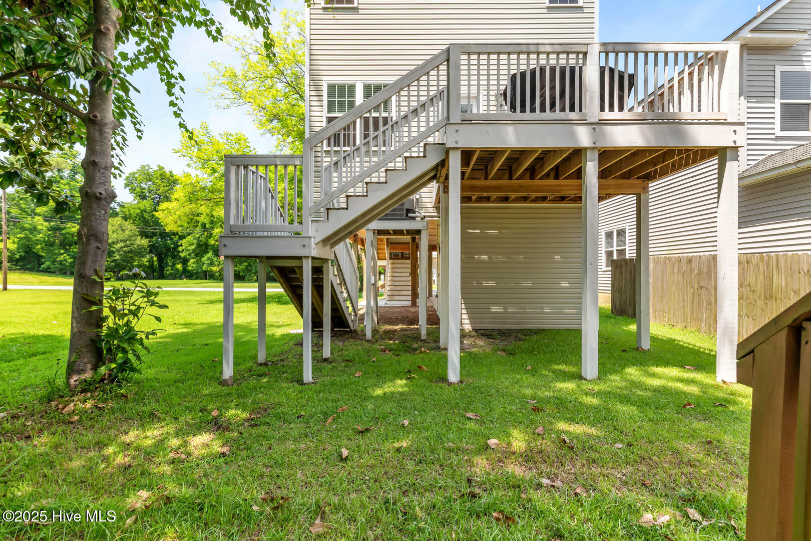 100516062 | Photo 63