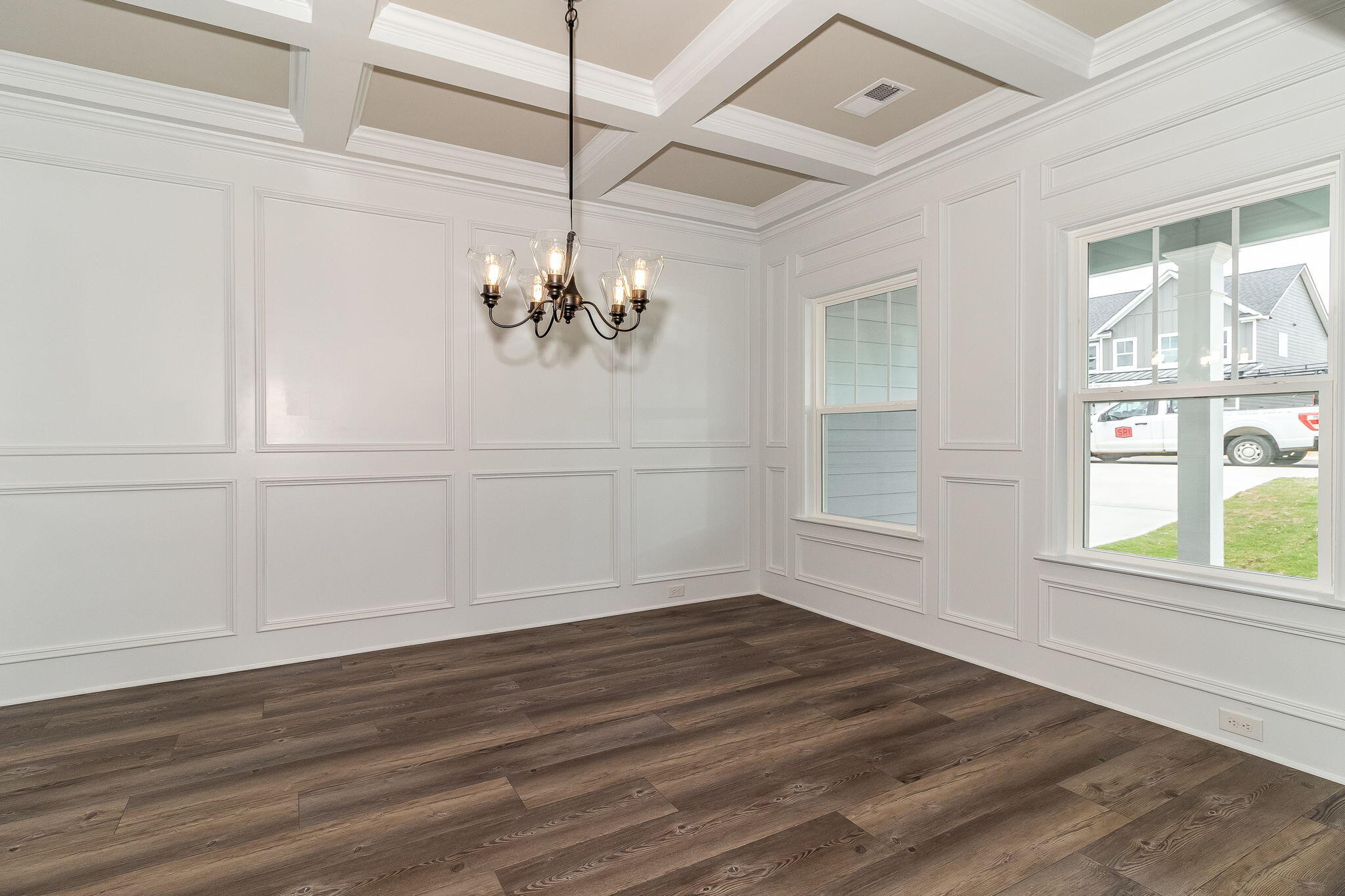 7-web-or-mls-2408 LAURENS ST. ©-6368