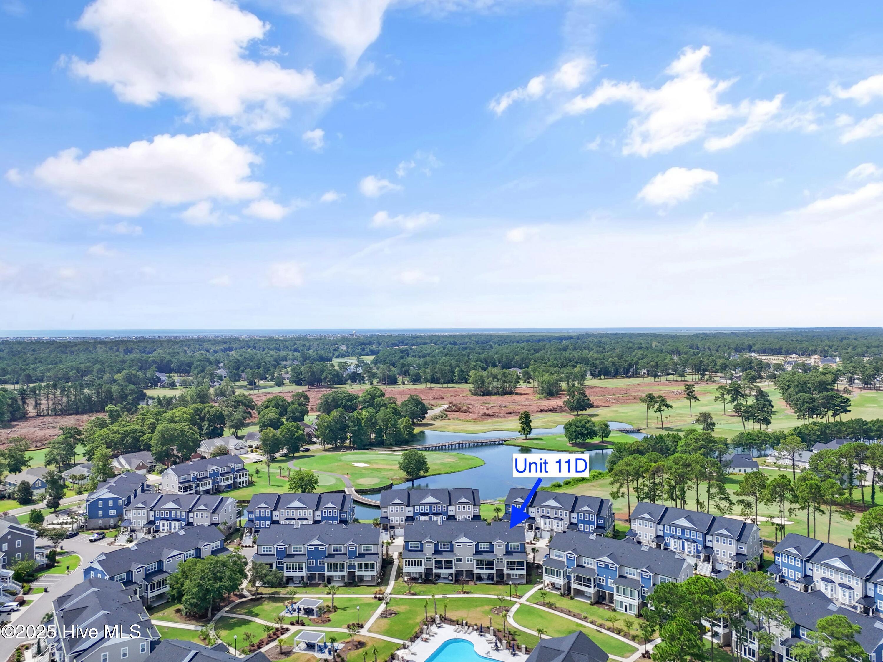 100551206 | Photo 56