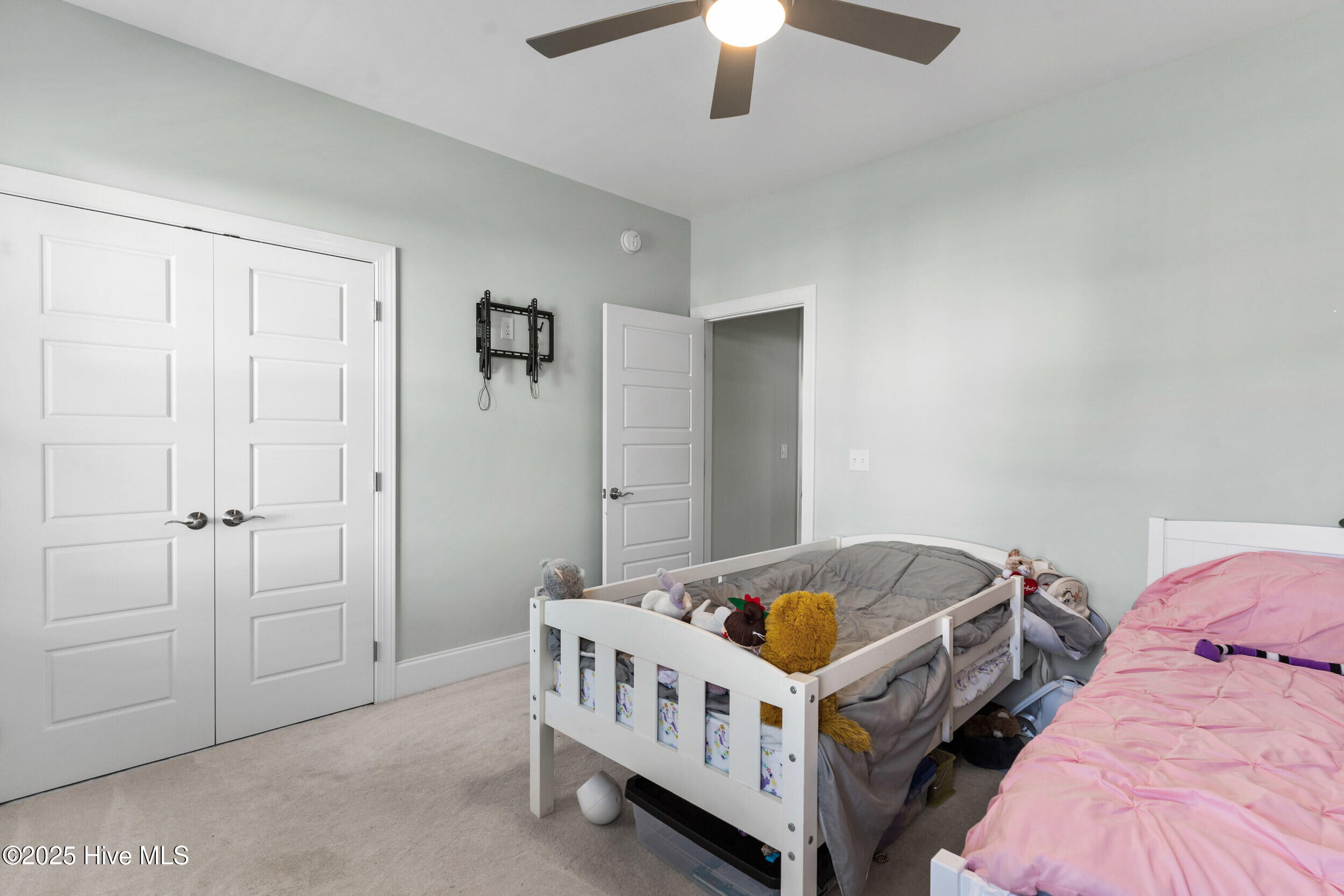 100545299 | Photo 30