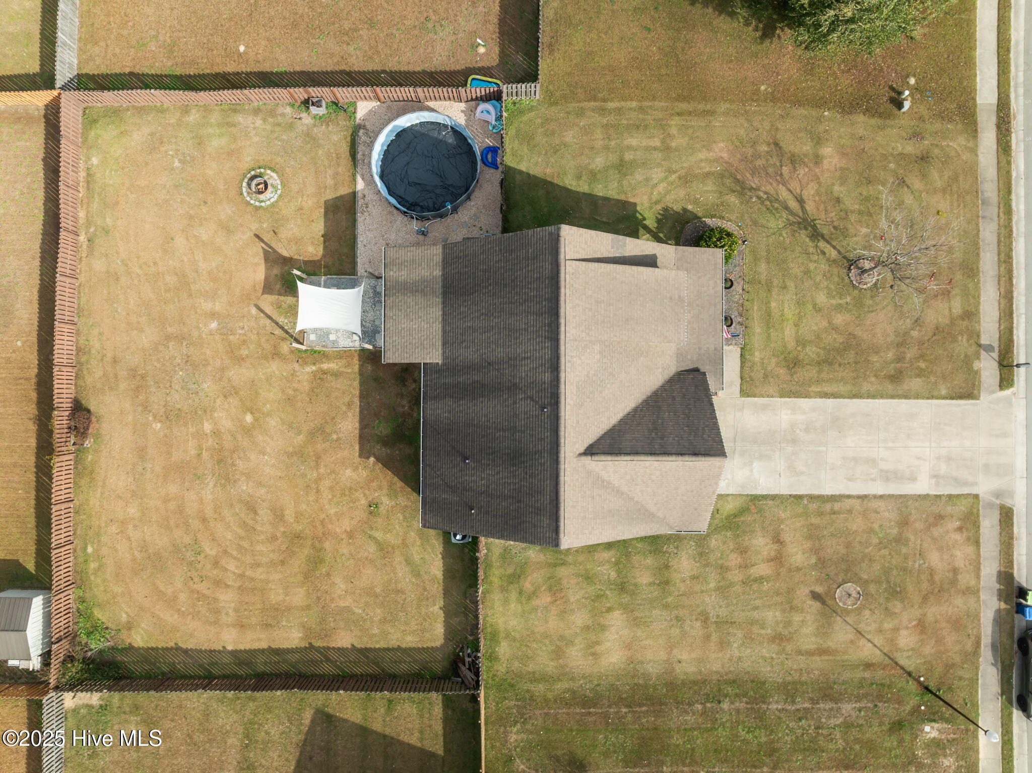 100543355 | Photo 44