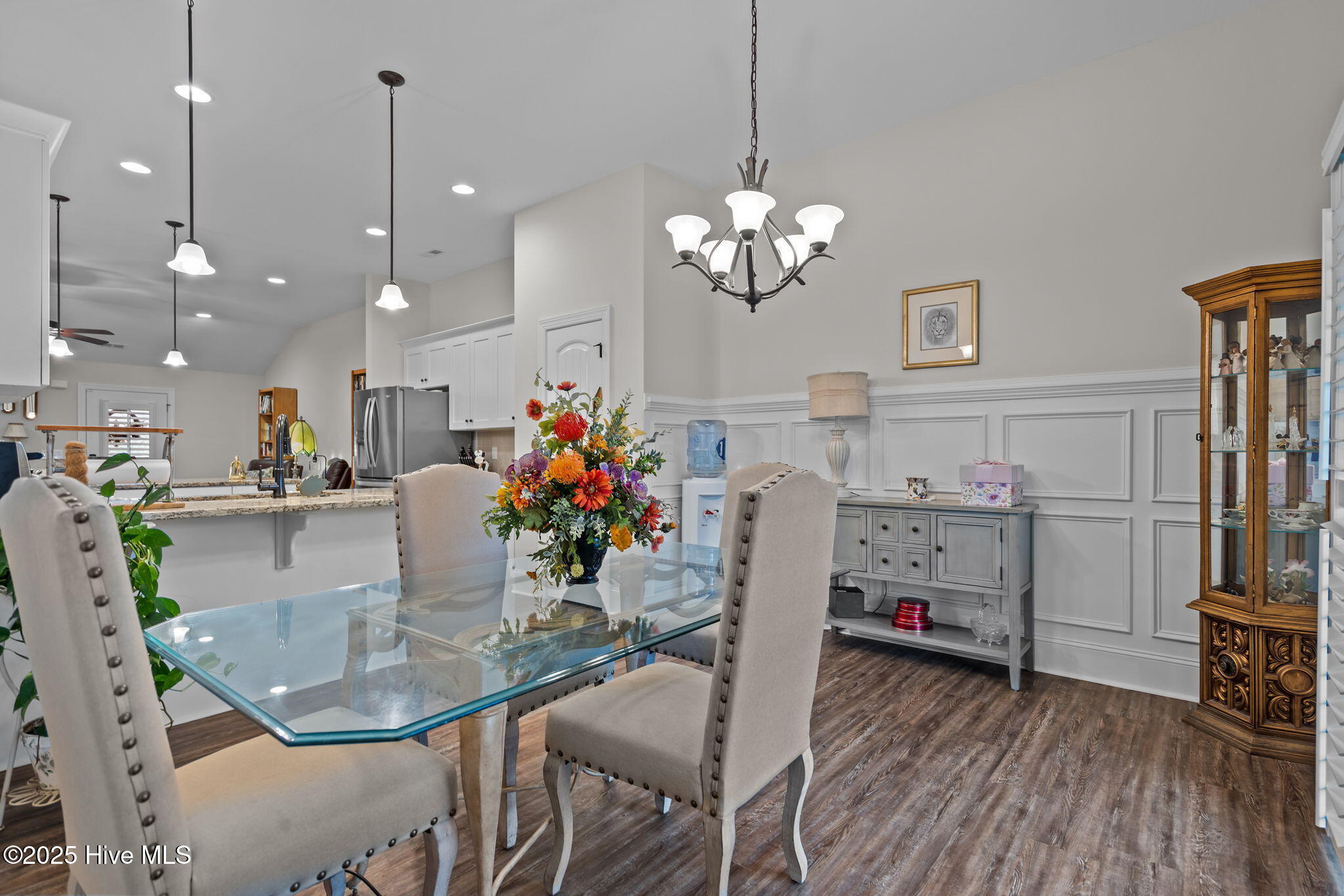 100539451 | Photo 16