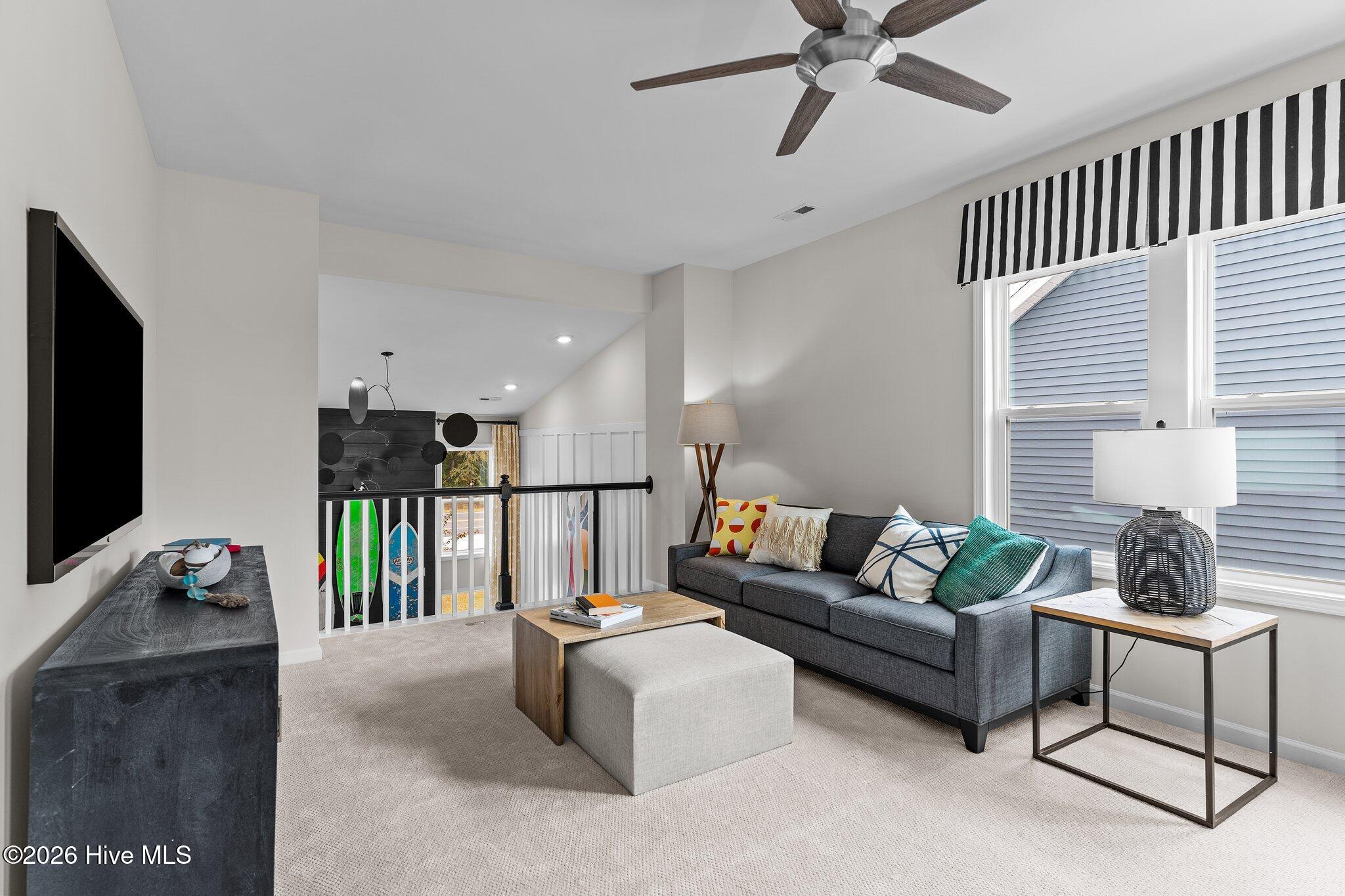 100542959 | Photo 20