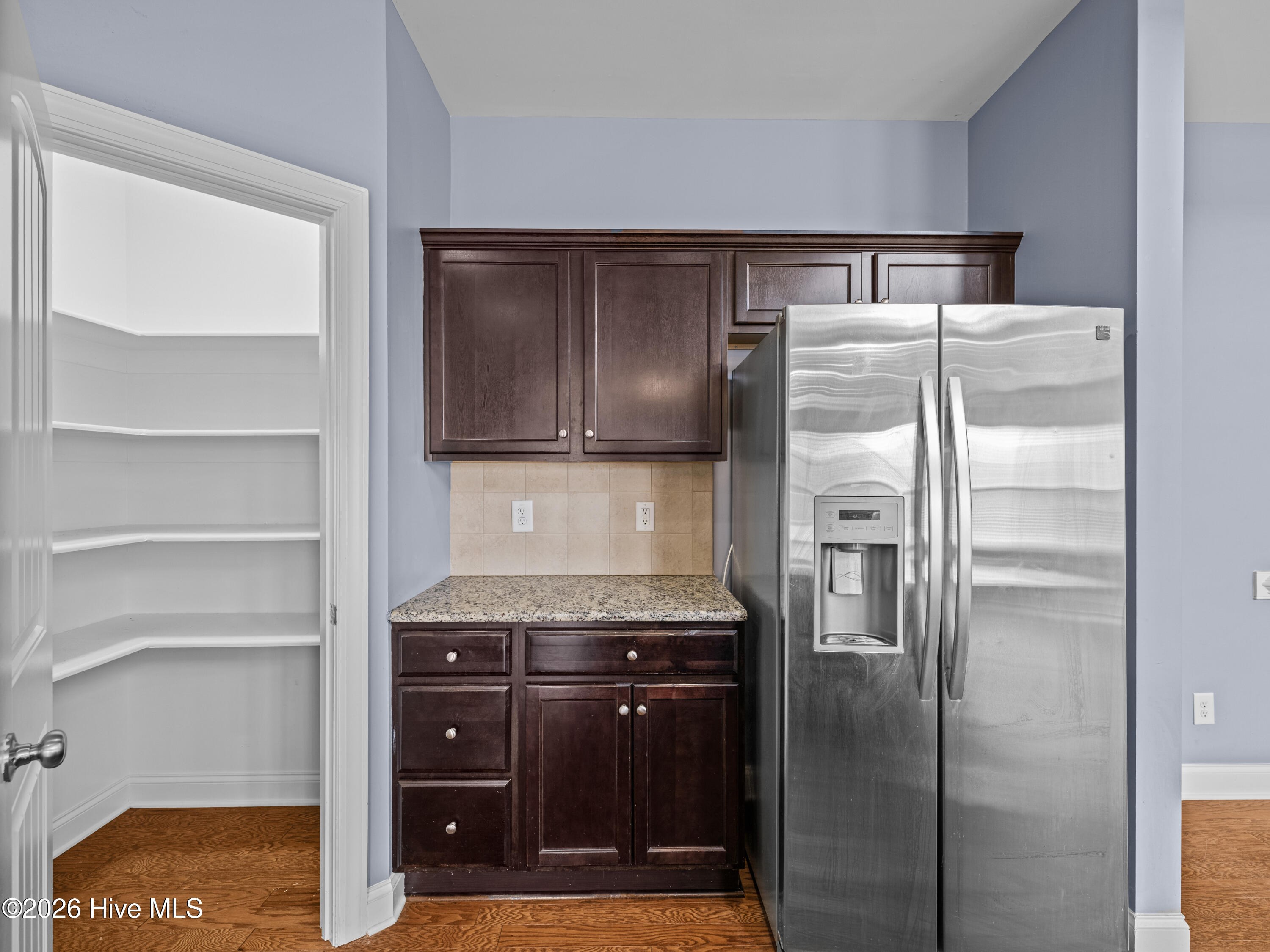 100556150 | Photo 23