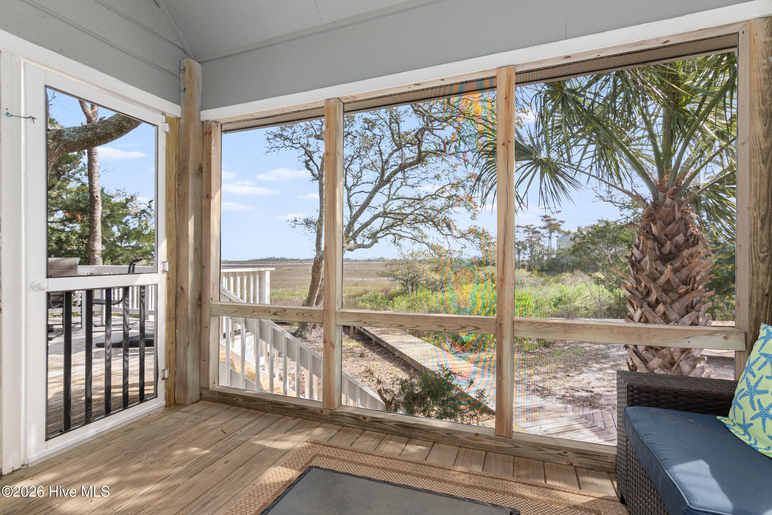 100562499 | Photo 10