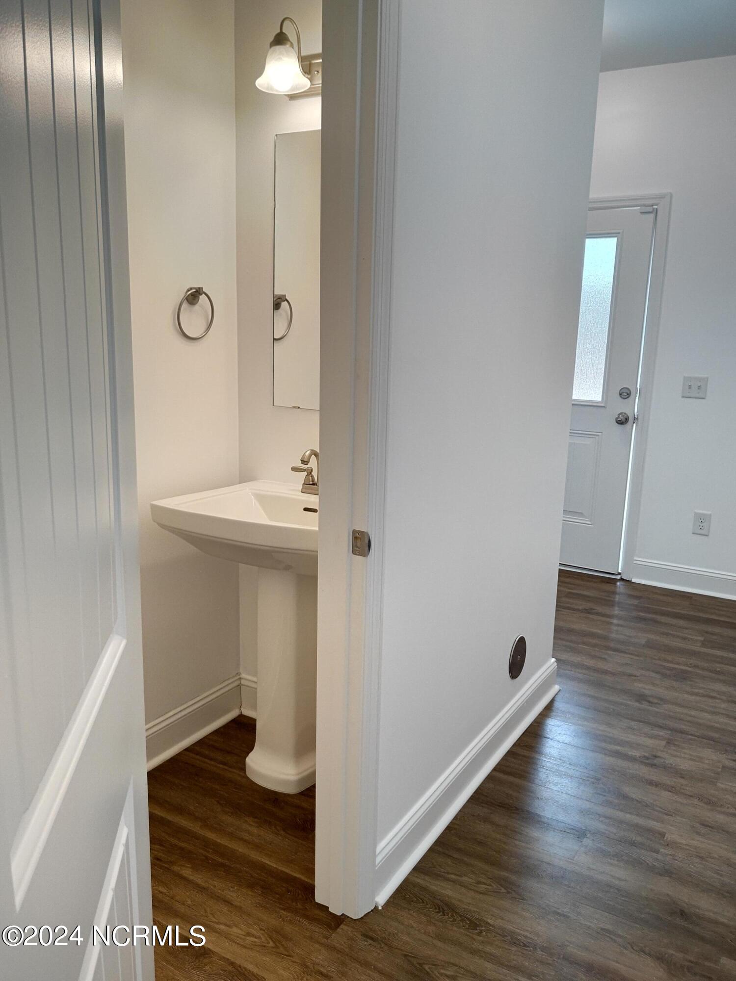 100552526 | Photo 32