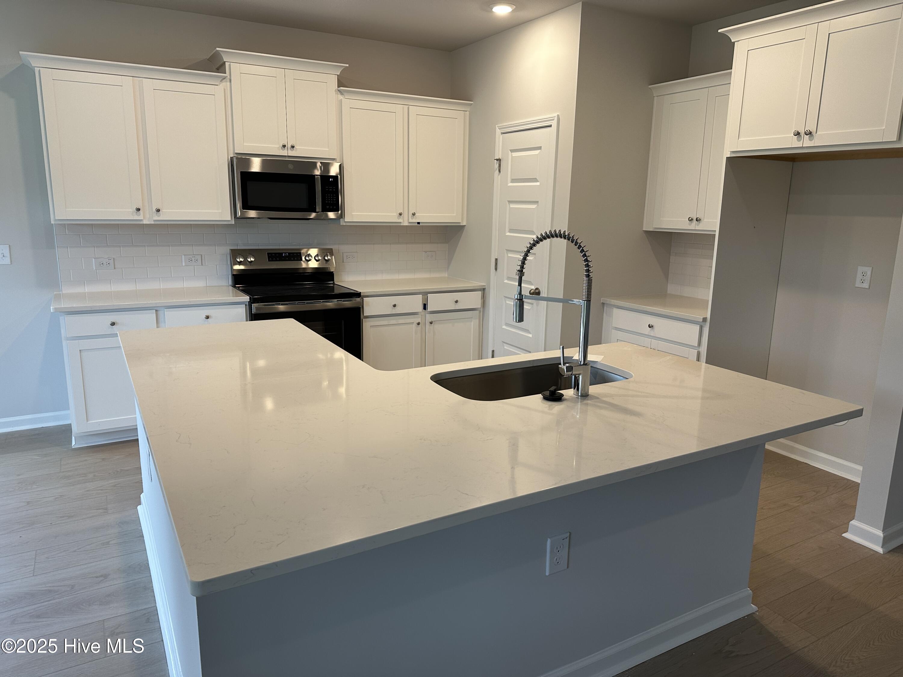 Homes for sale in Ocean Isle Beach, NC | 3333 Wood Stork Dr Sw #Litchfield Ii Lot 85, Ocean Isle Beach, NC 28469 | MLS# 100506988