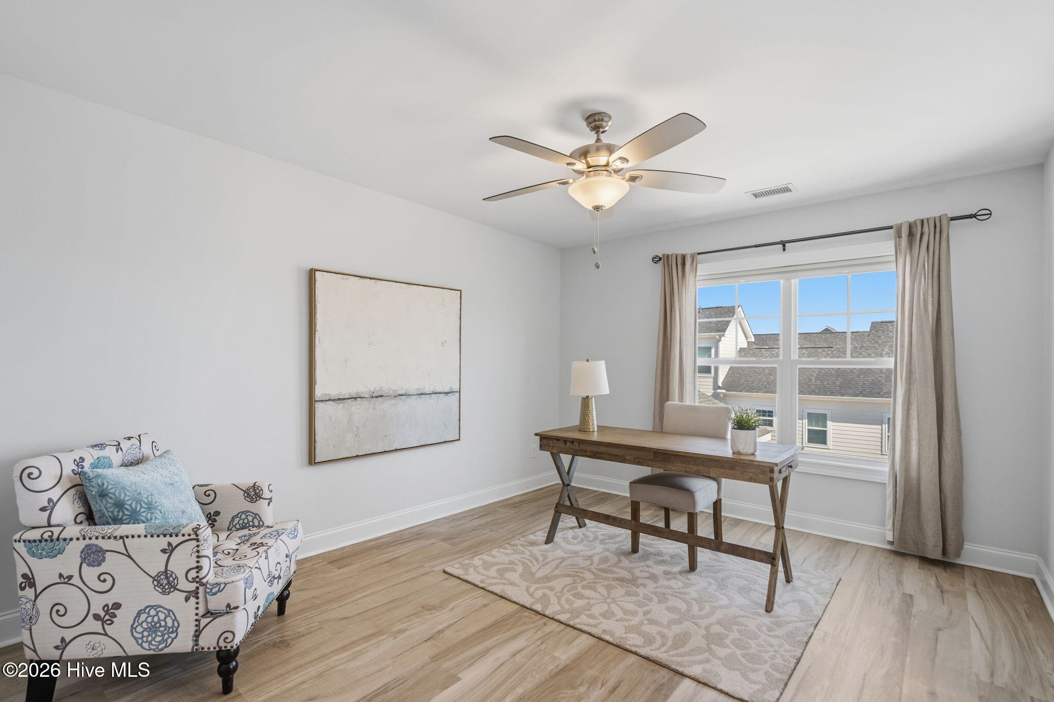 100558754 | Photo 22