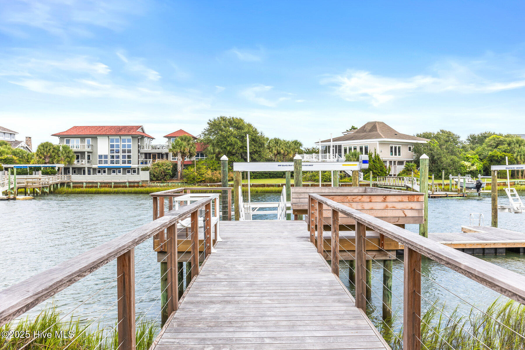 100530519 | Photo 60