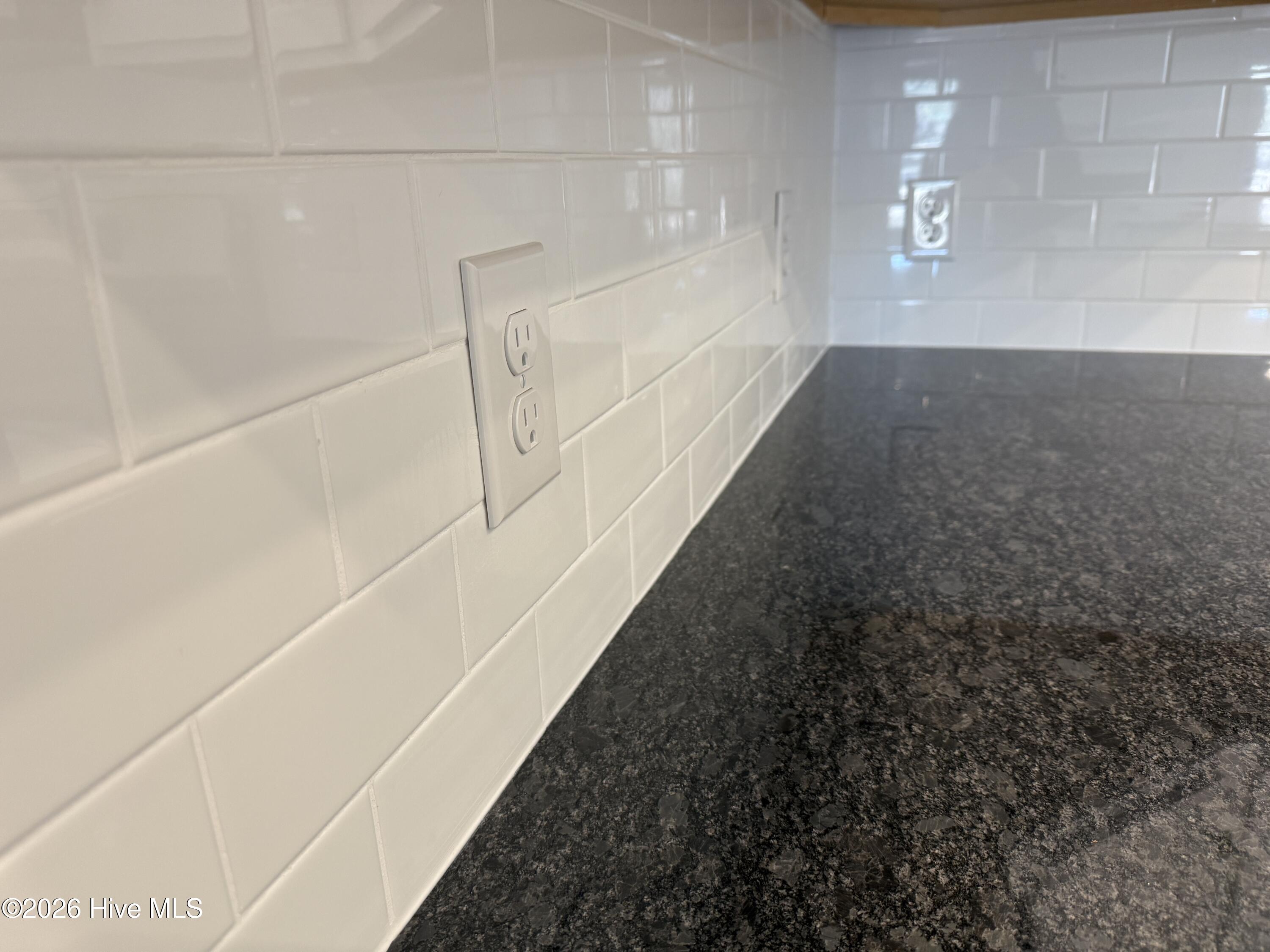 100551152 | Photo 11