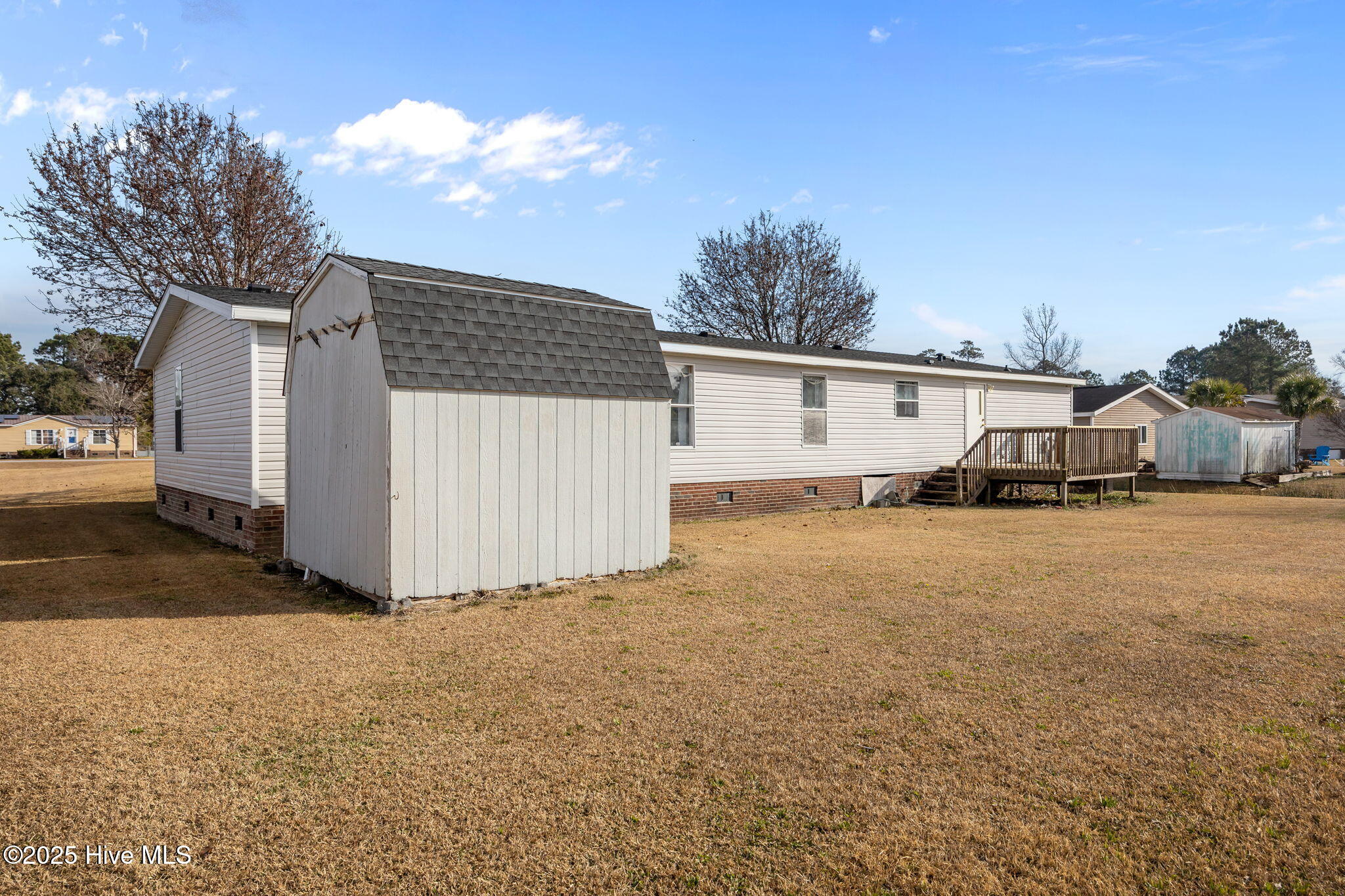 100546042 | Photo 33