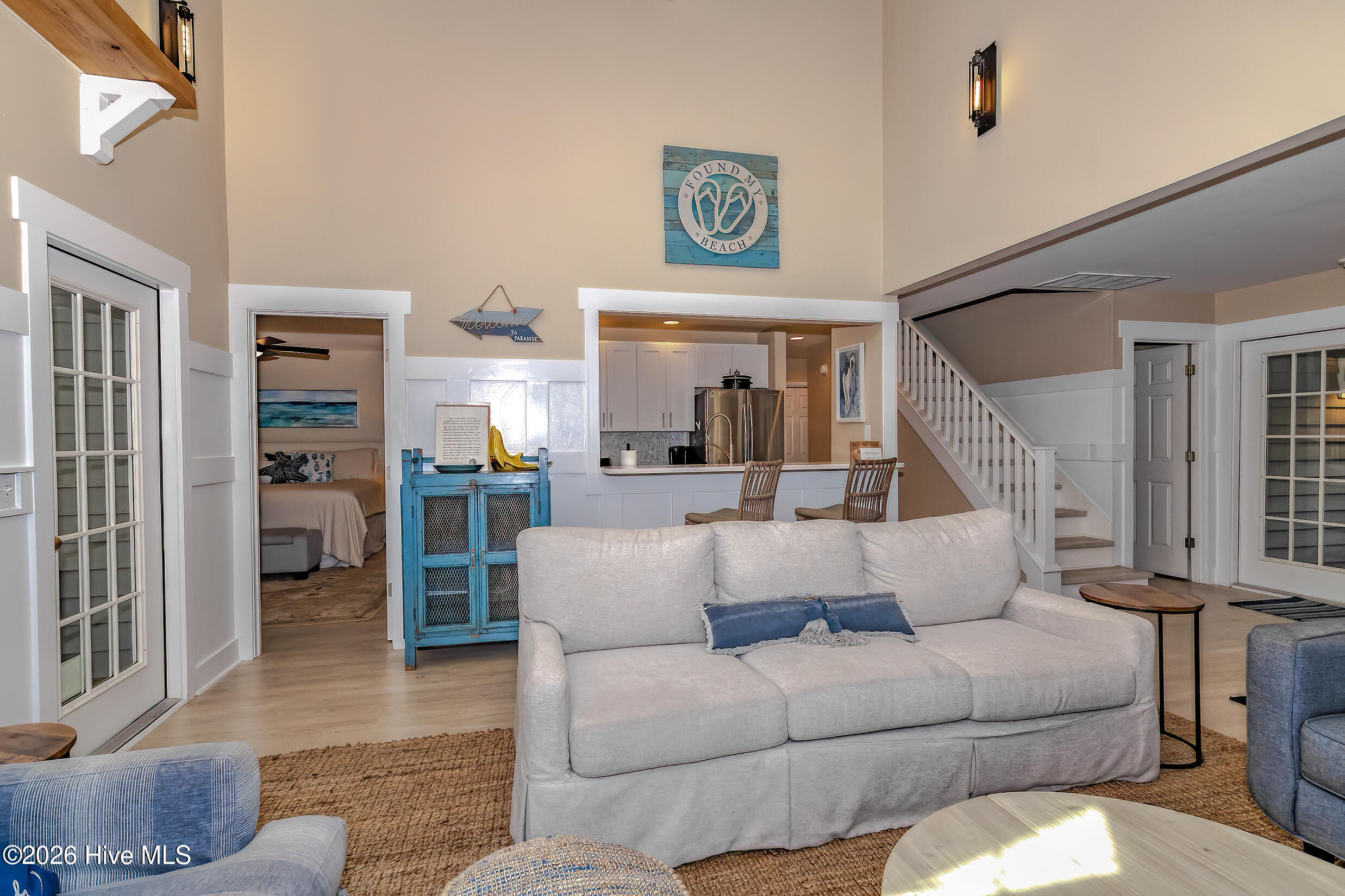 100557285 | Photo 13