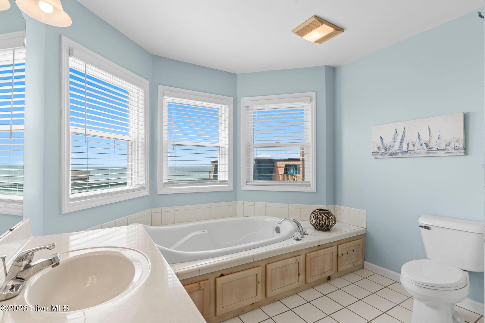 100564917 | Photo 31