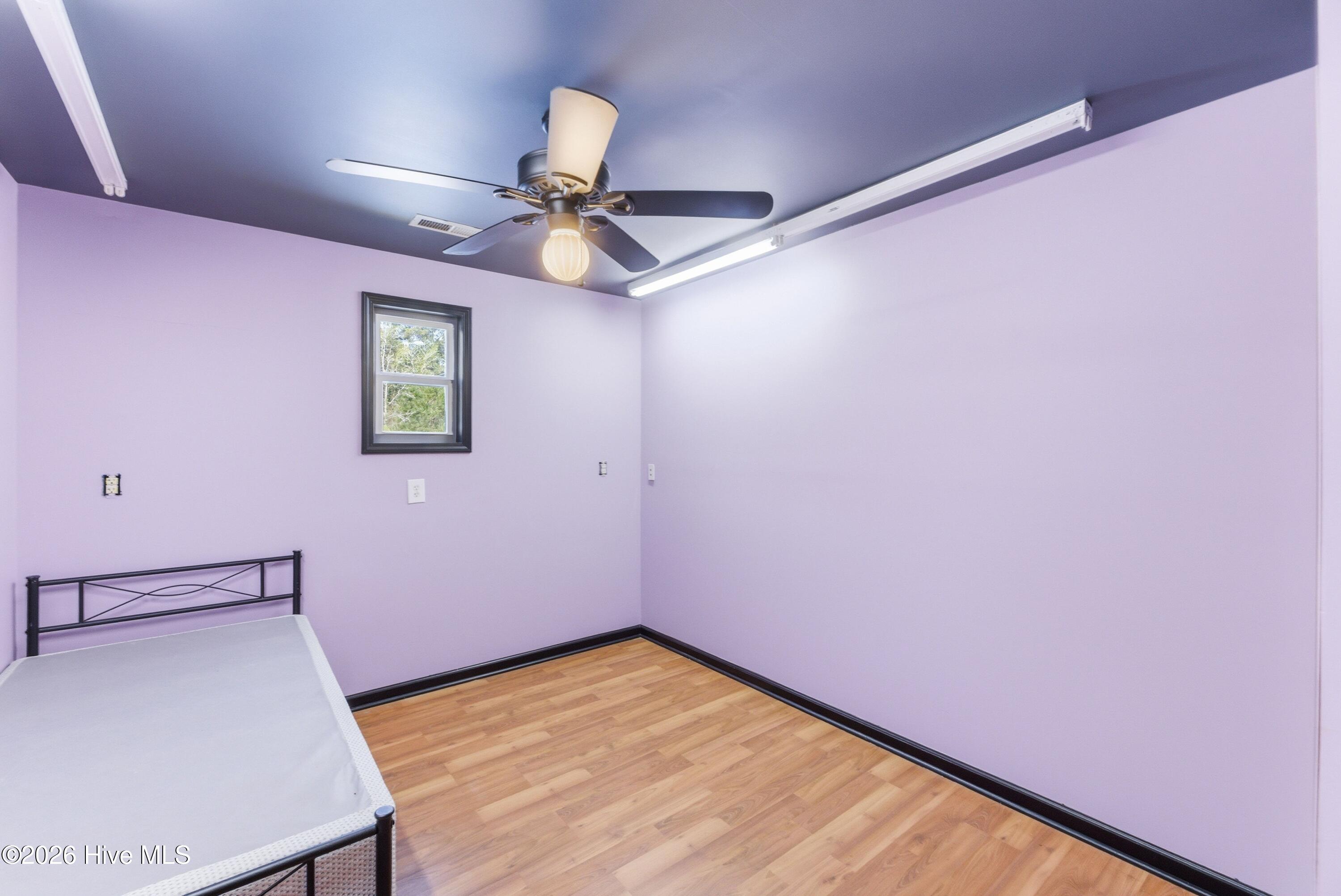 100564216 | Photo 40