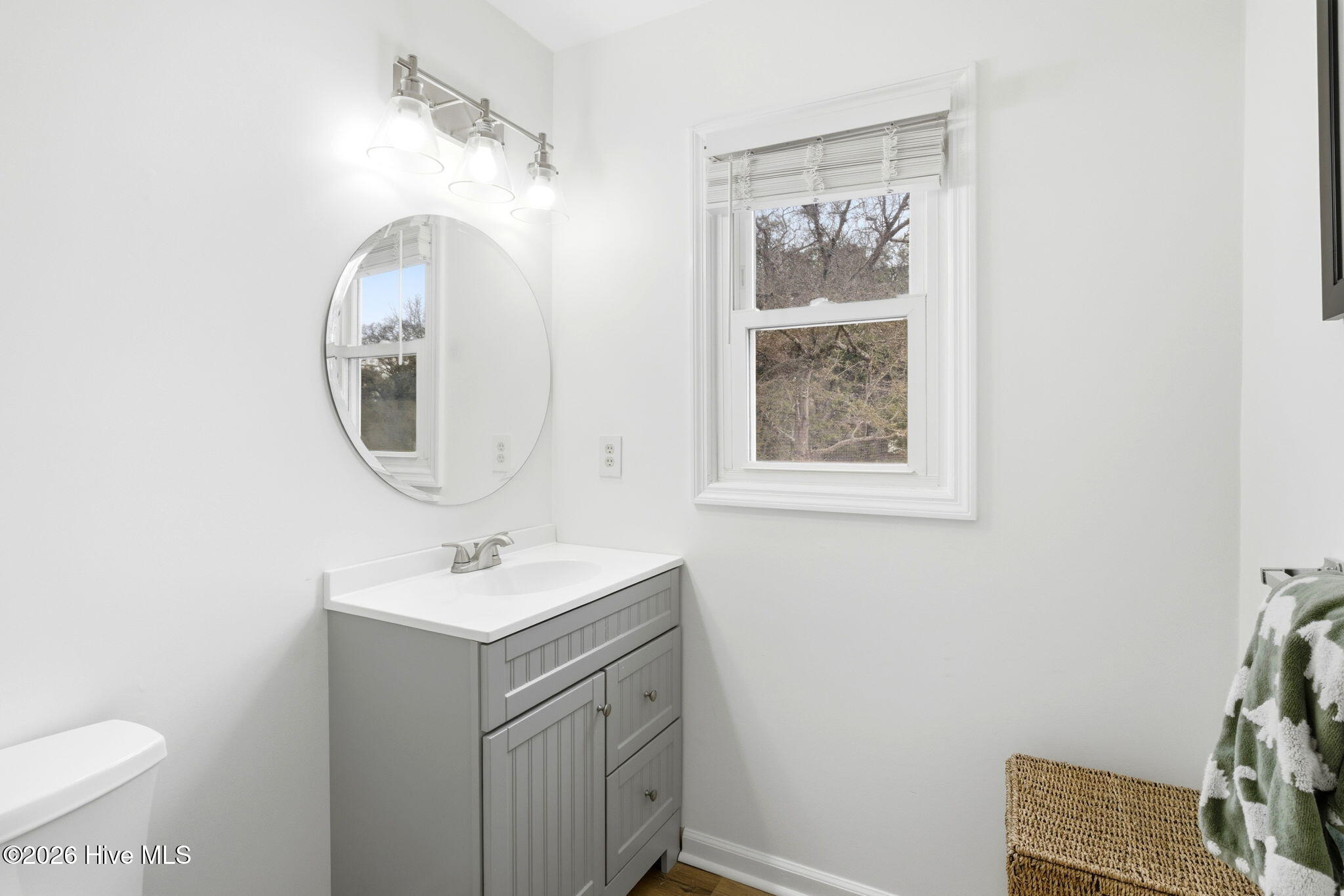 100557062 | Photo 29