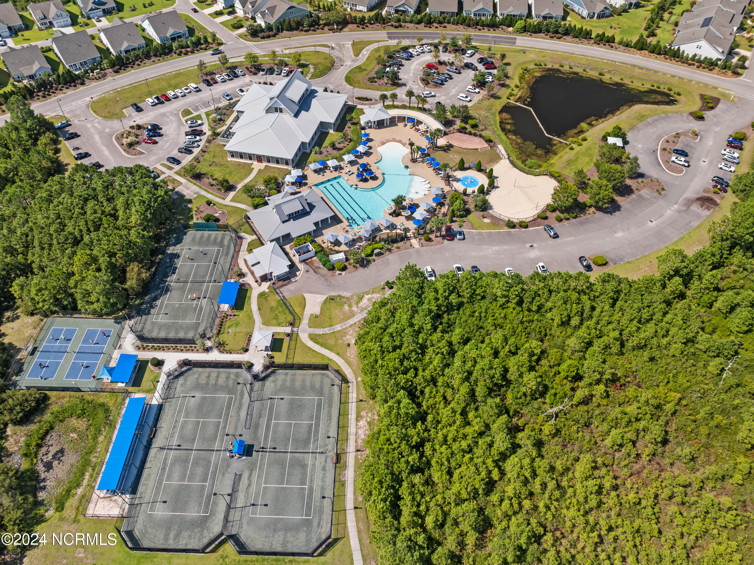 100462774 | Photo 72