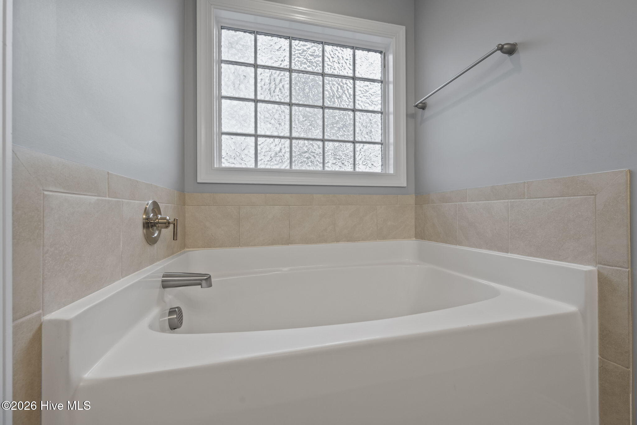 100549197 | Photo 35