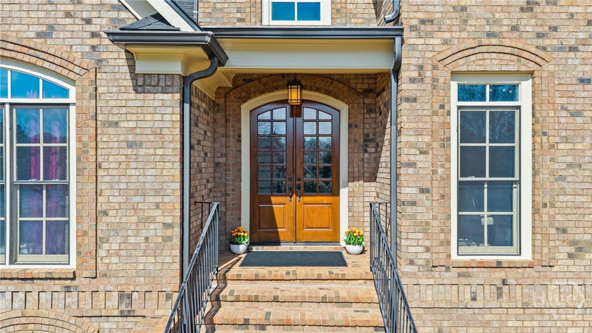 Homes for sale in Athens, GA | 2041 Lakewood Manor Dr, Athens, GA 30677 | MLS# CL350055