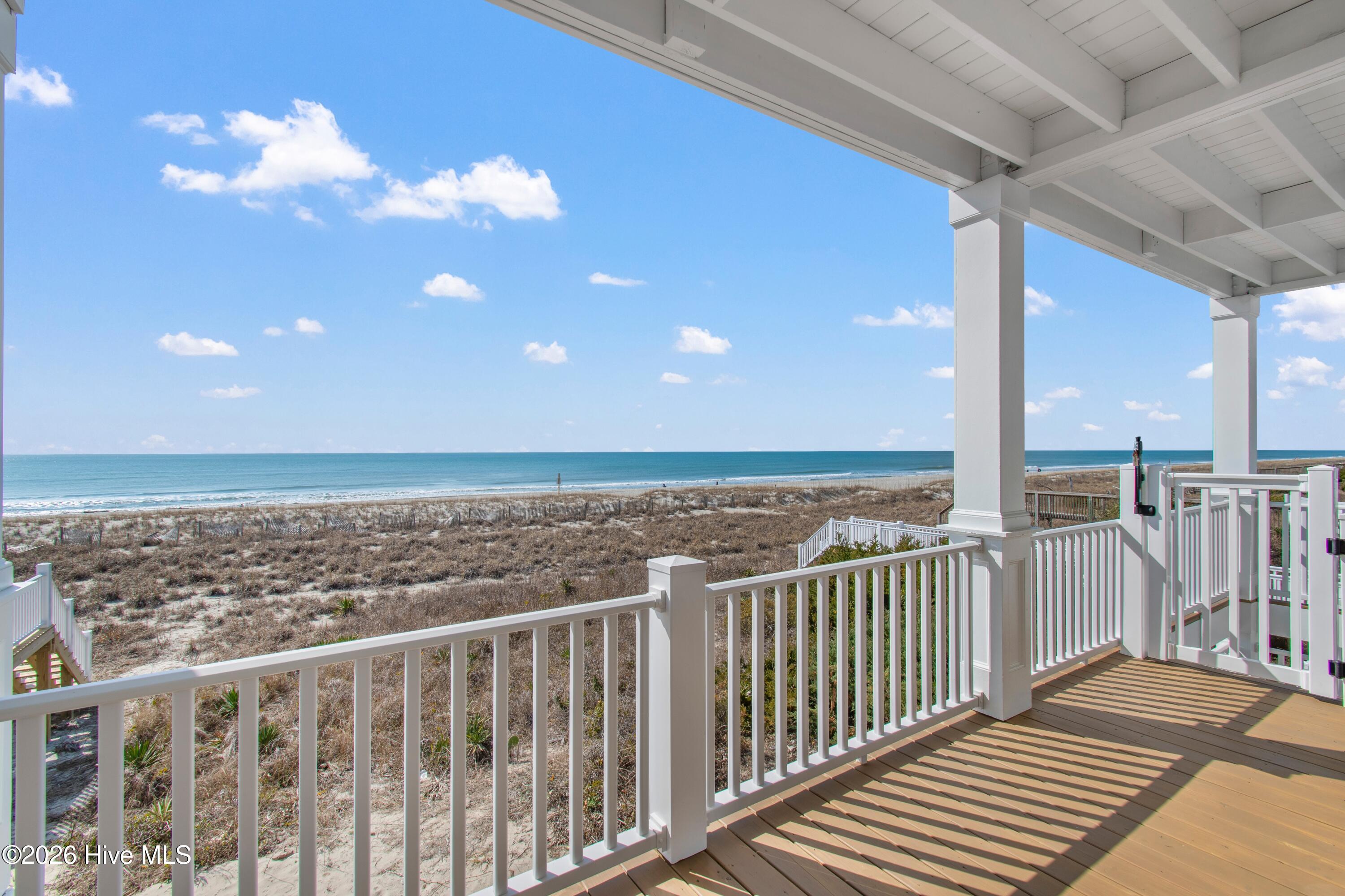 100525710 | Photo 32