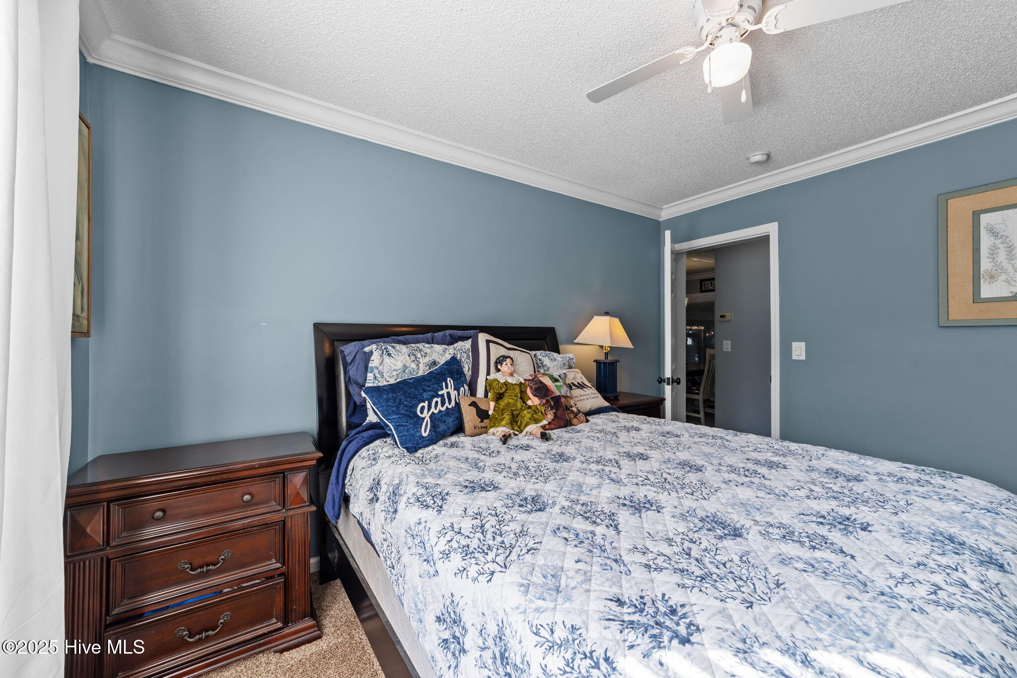 100533050 | Photo 19