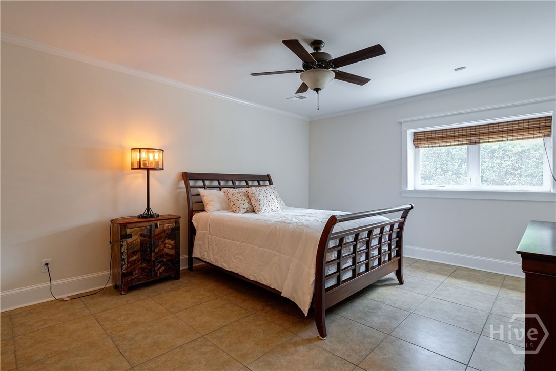 terrace level bedroom 2