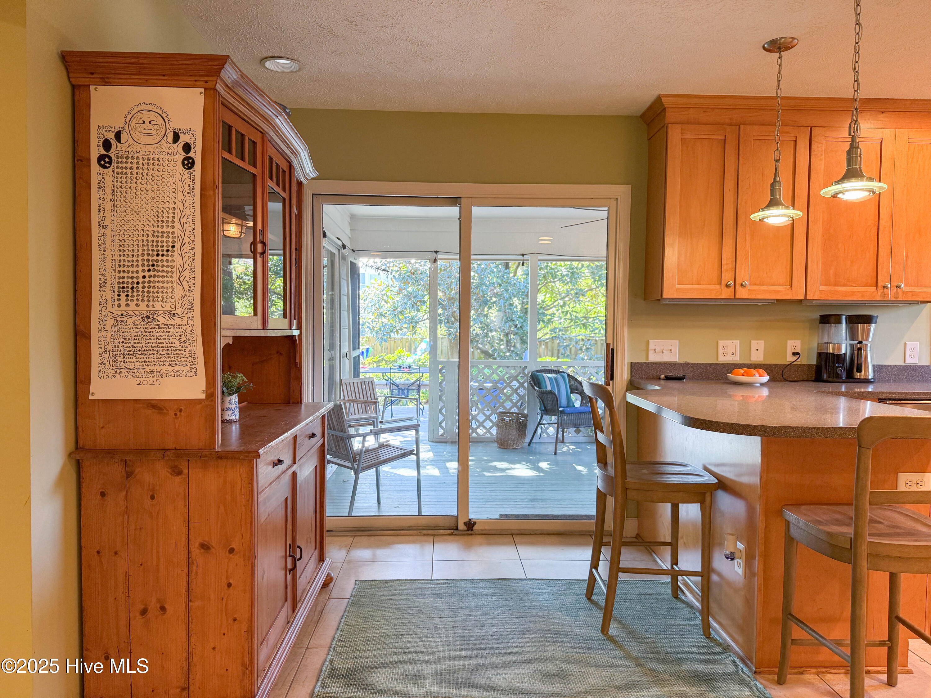 100538841 | Photo 21