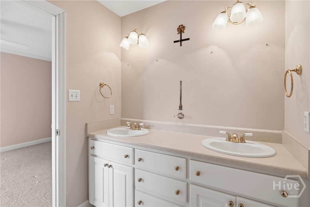 Guest Bathroom- Main House