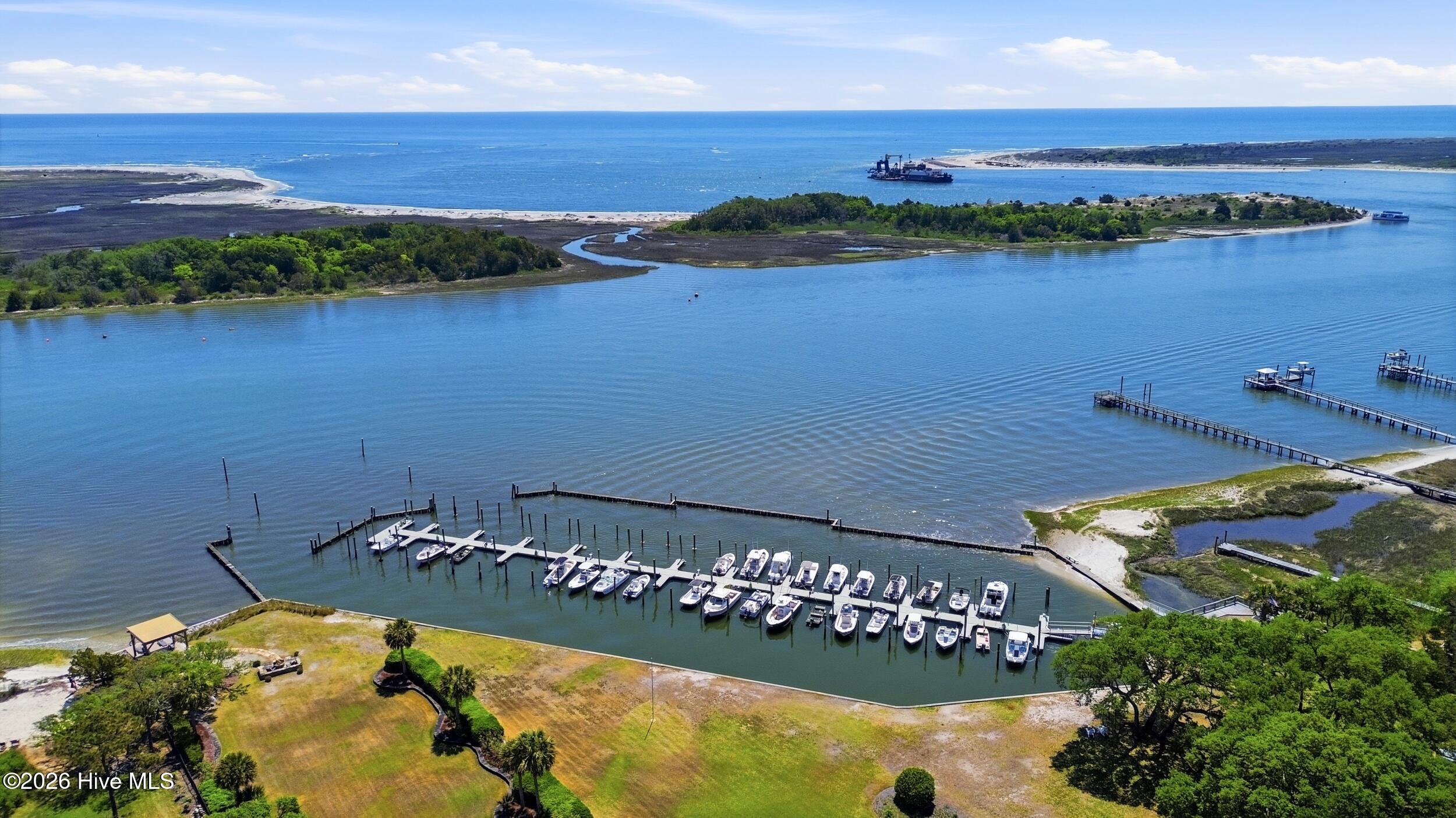 100570431 | Photo 58